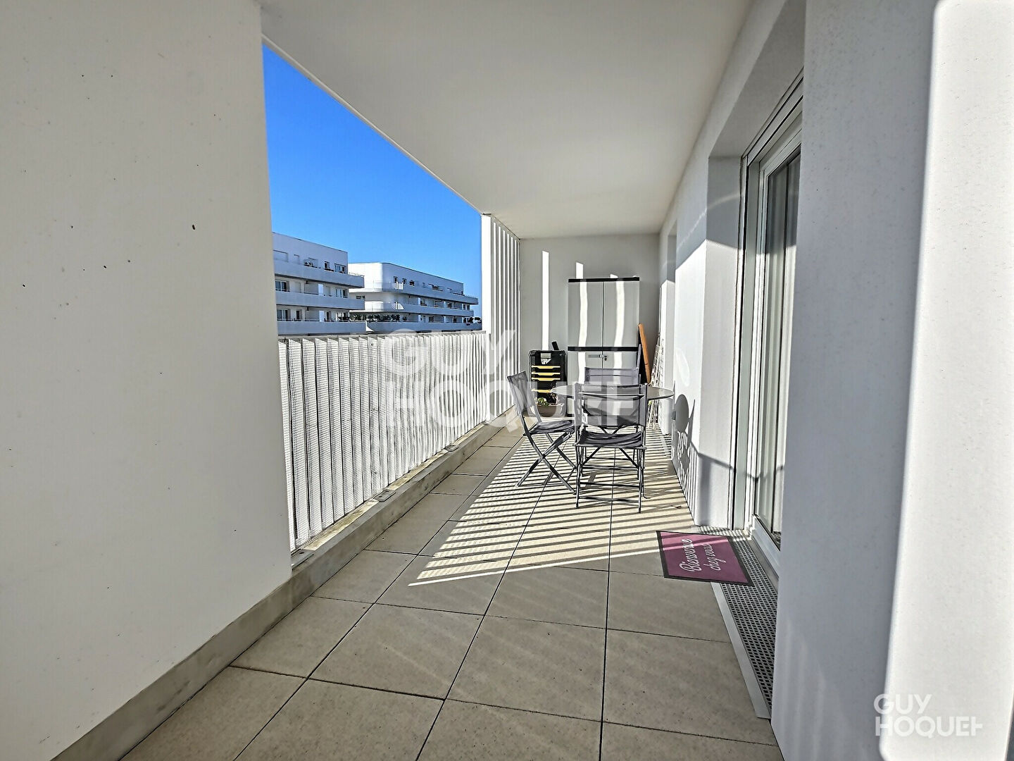 À VENDRE 4 PIÈCES + TERRASSE + 2 PLACES DE PARKING