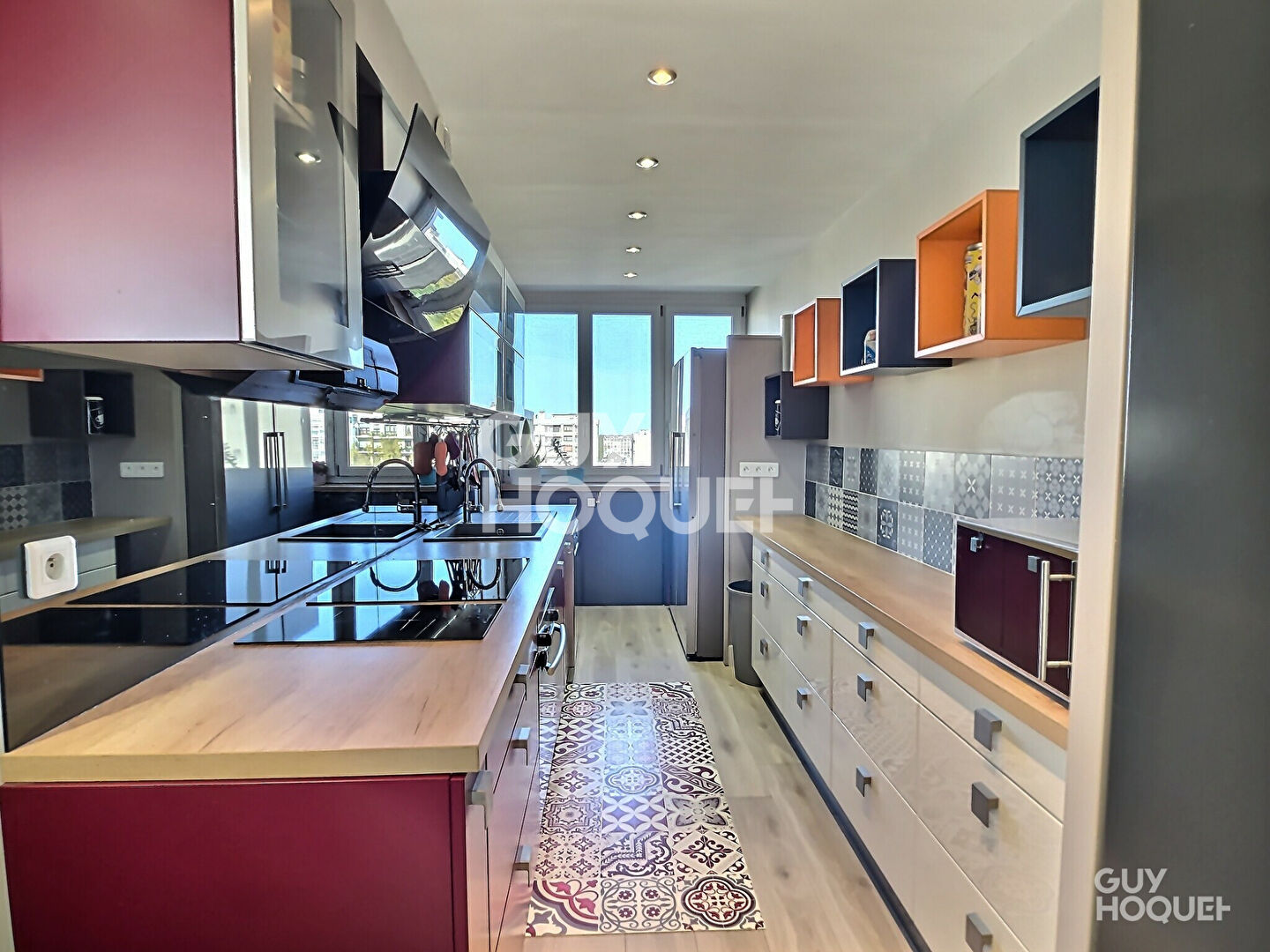 À VENDRE BEAU 4 PIÈCES DE 77m²  + LOGGIA