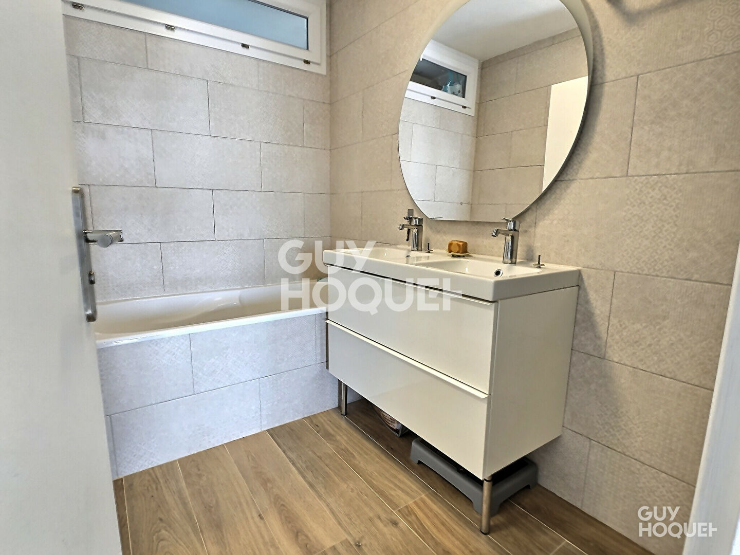 À VENDRE BEAU 4 PIÈCES DE 77m²  + LOGGIA