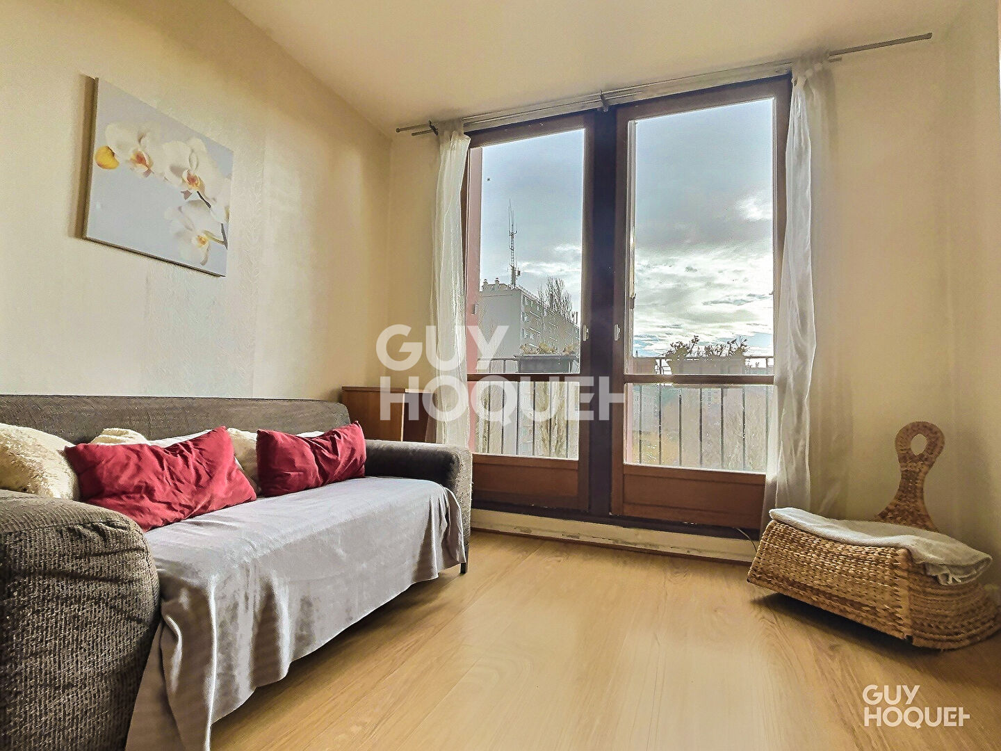 Beau 2 pièces traversant + extérieurs