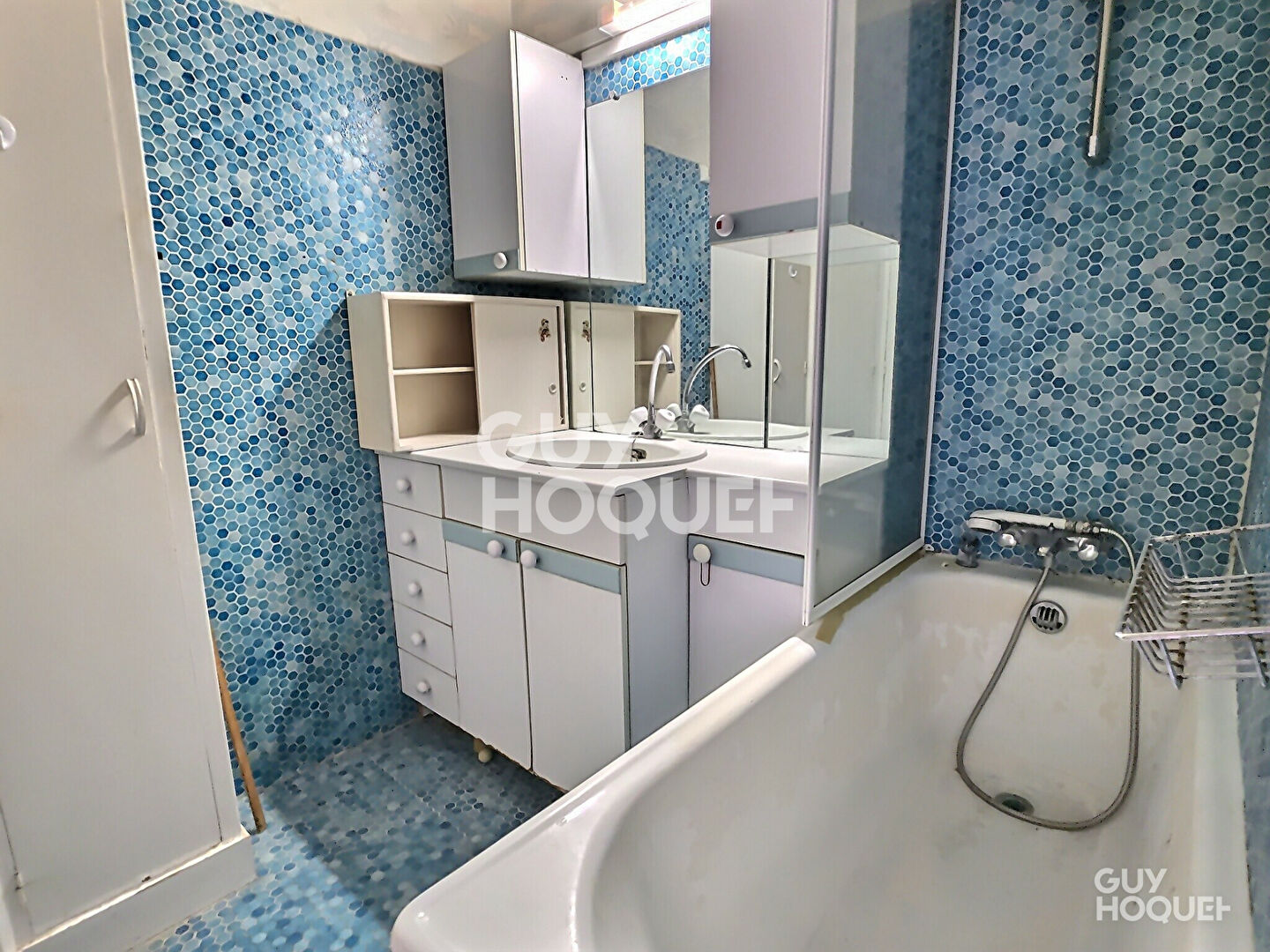 À VENDRE 3 PIÈCES TRAVERSANT À RÉNOVER