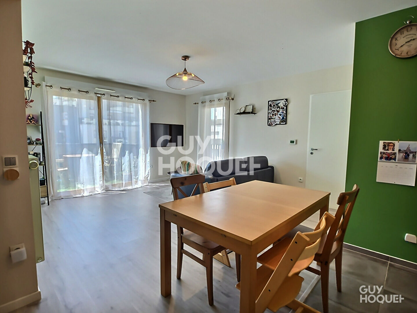 4 PIÈCES HAUT DE GAMME AVEC BALCONS & PARKING