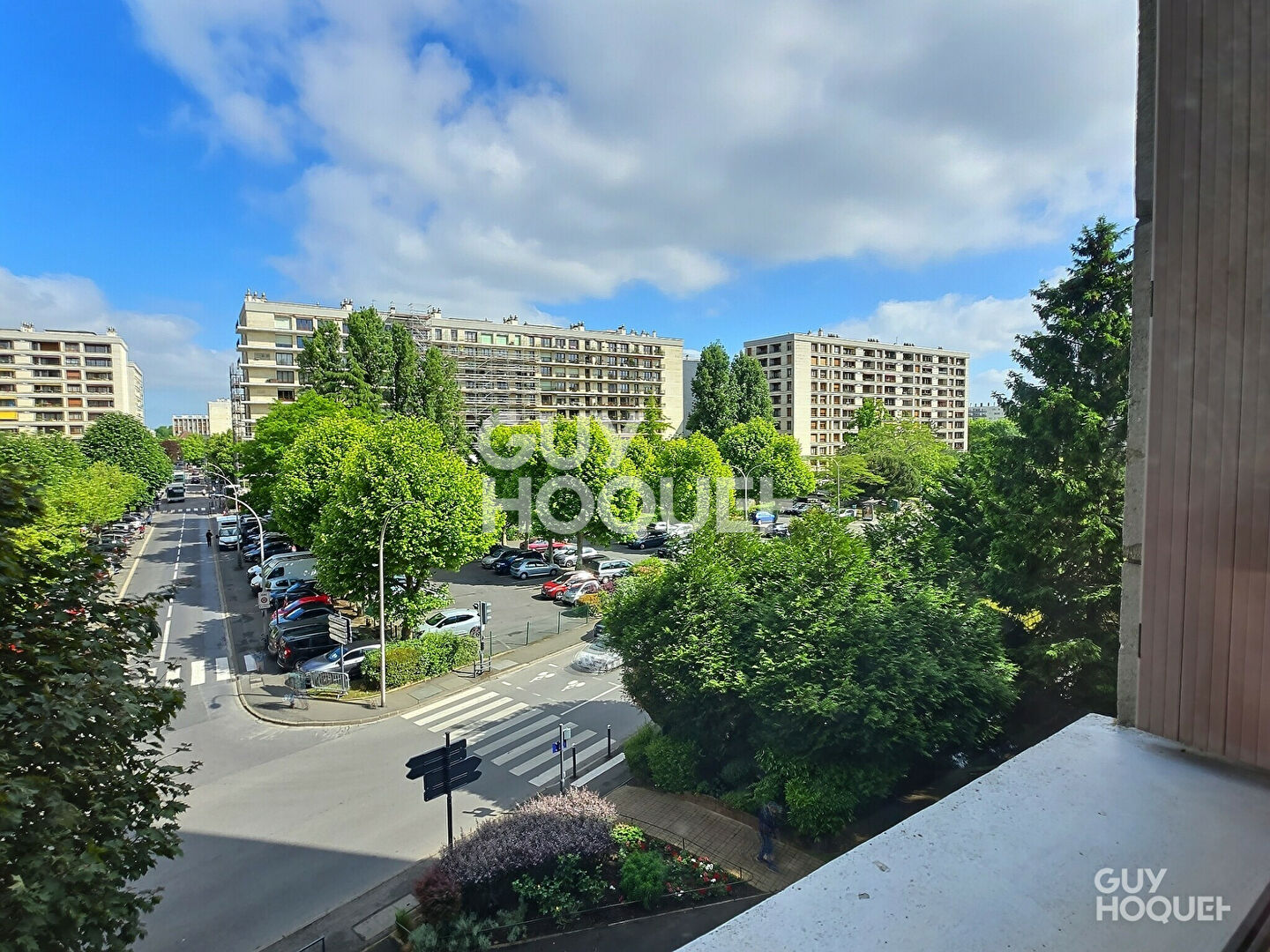 À VENDRE BEAU 3 PIÈCES DE 65m² résidence Le LAC + LOGGIA de 6m²