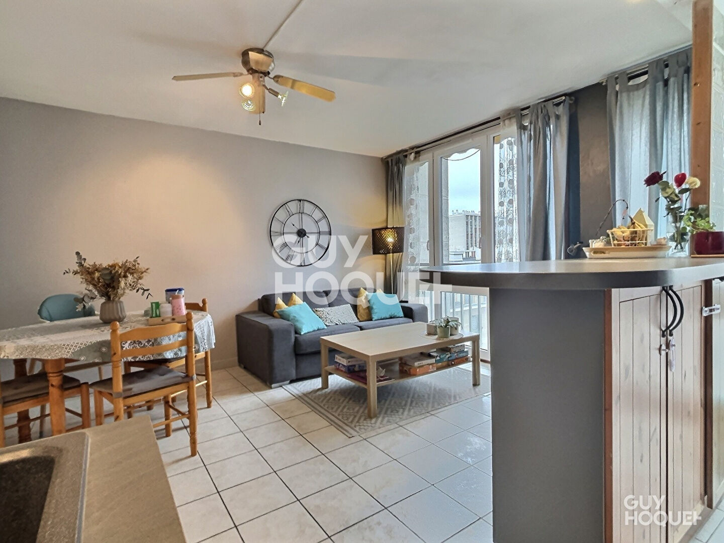 3 PIÈCES LUMINEUX EN TRÈS BON ÉTAT