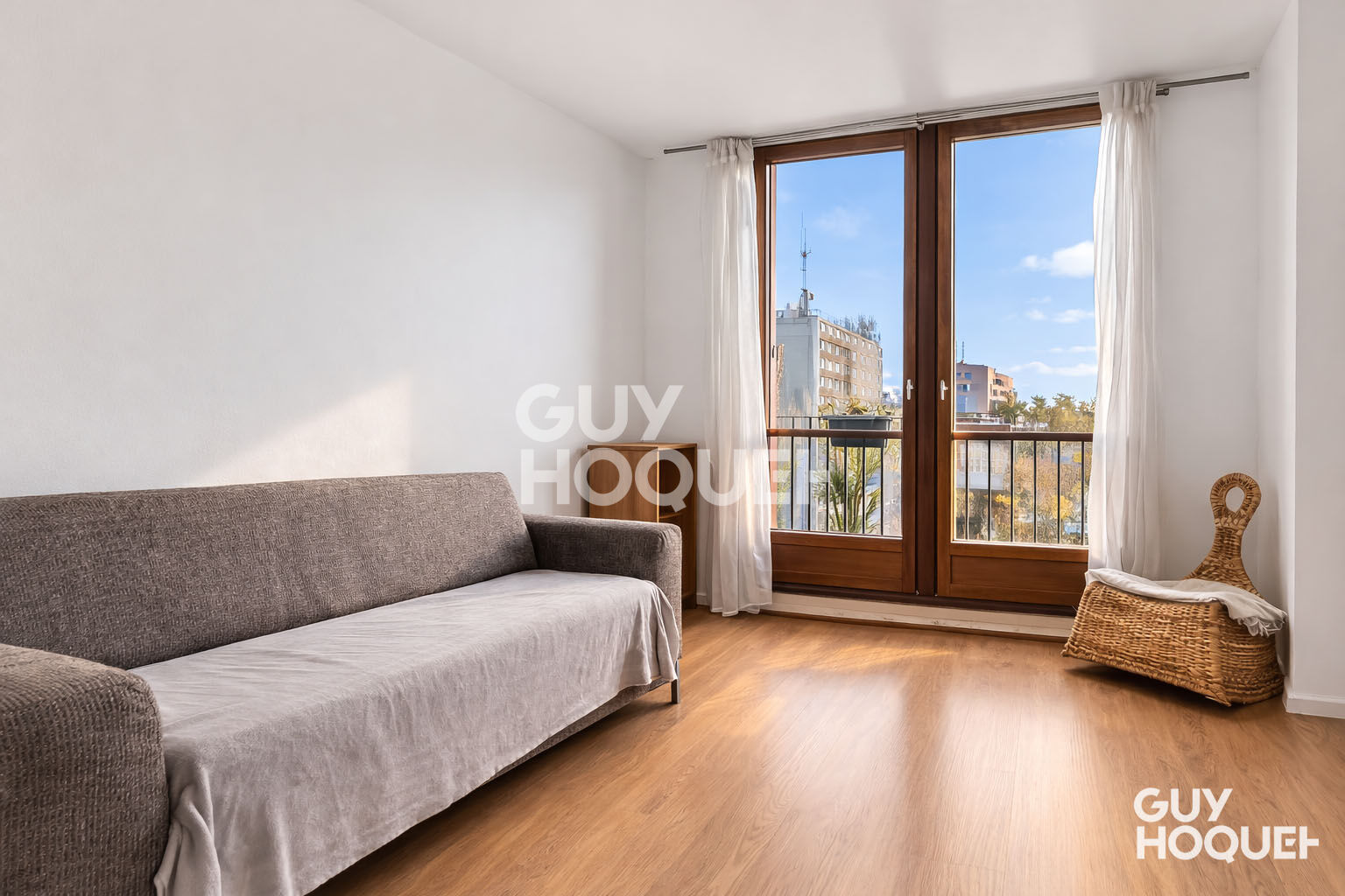 2 PIÈCES EN DERNIER ÉTAGE + BALCONS