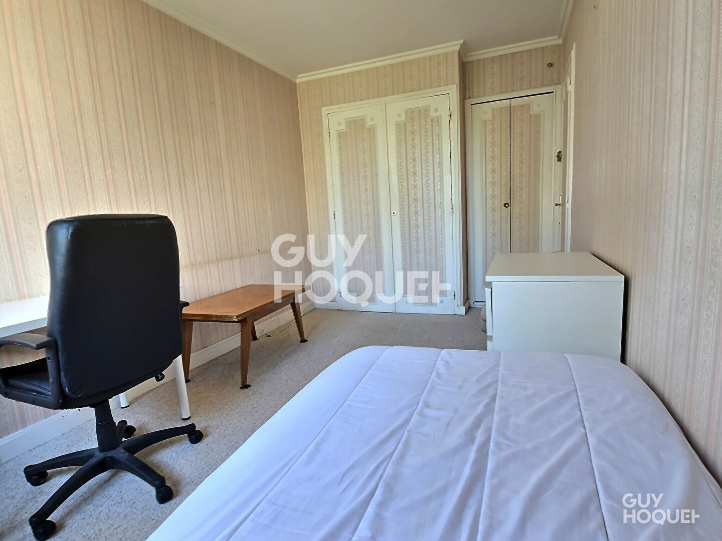 4 PIÈCES TRAVERSANT AVEC BALCON PLEIN SUD