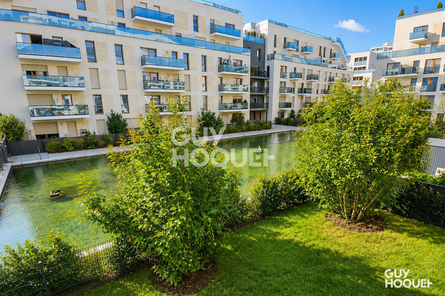 TRÈS BEAU 4 PIÈCES + GRAND BALCON + PARKING