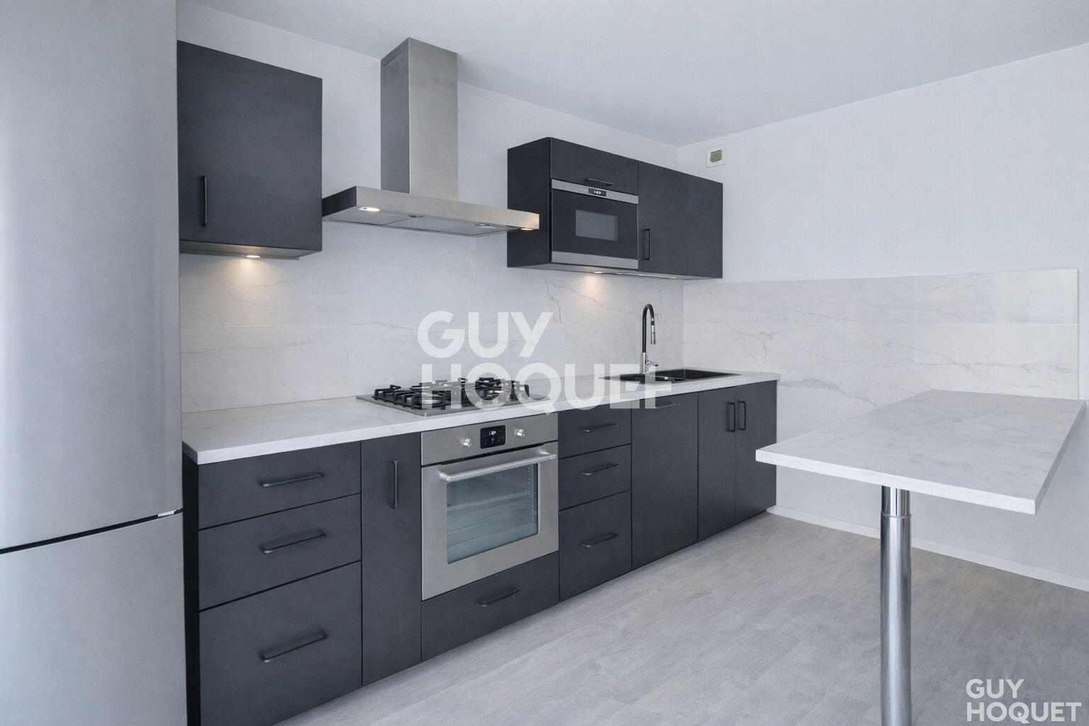 3 pièces 56 m² traversant refait à neuf