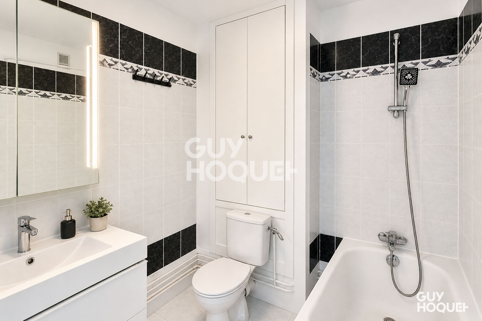 Appartement Meudon La Foret 1 pièce 27 m2