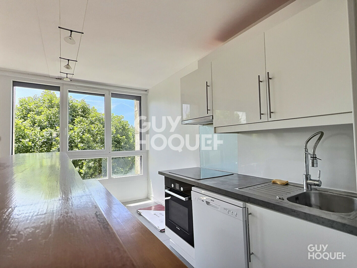 A LOUER CHARMANT 3 PIECES 56M² TRAVERSANT