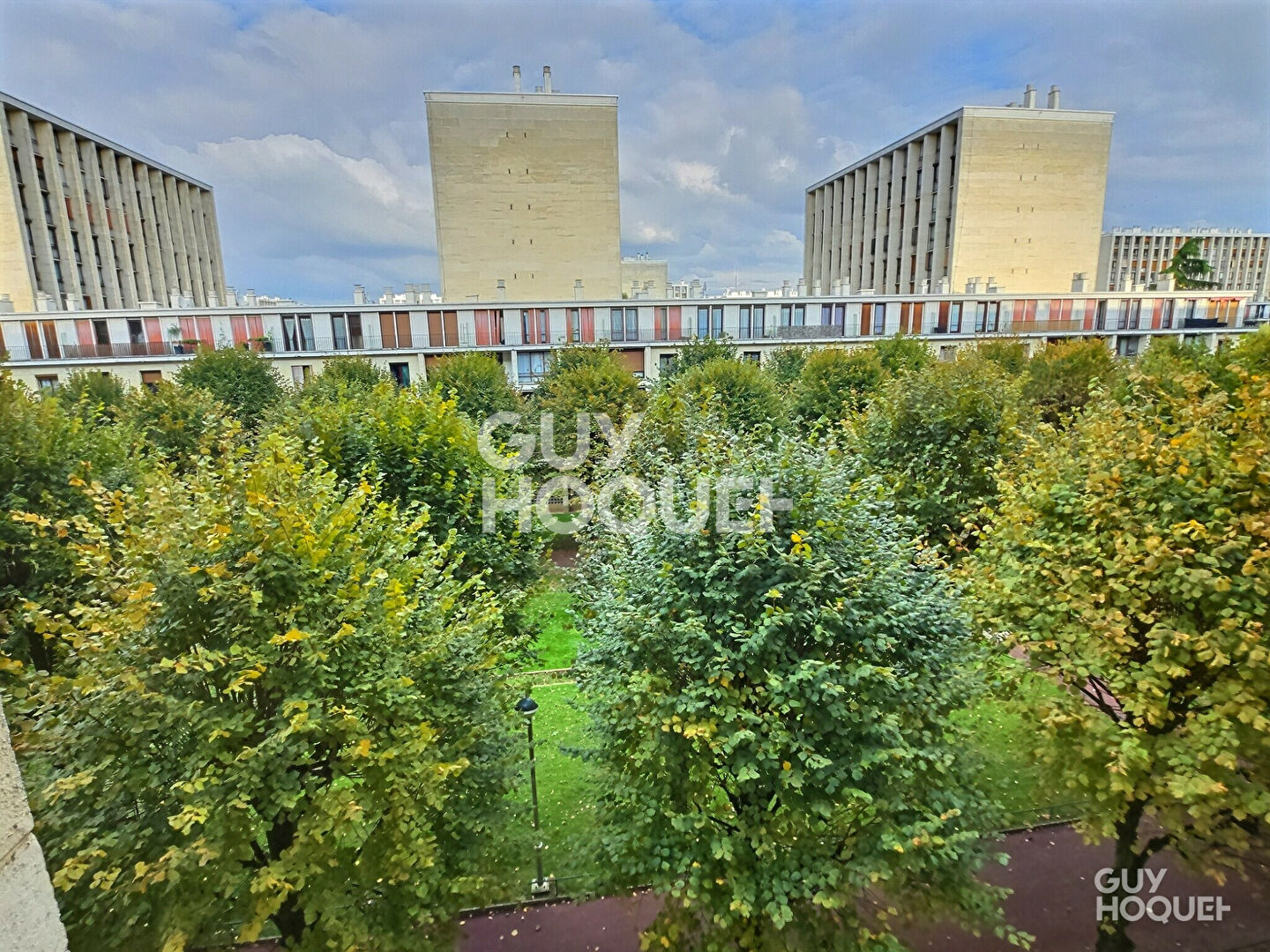 A LOUER CHARMANT 3 PIECES 56M² TRAVERSANT