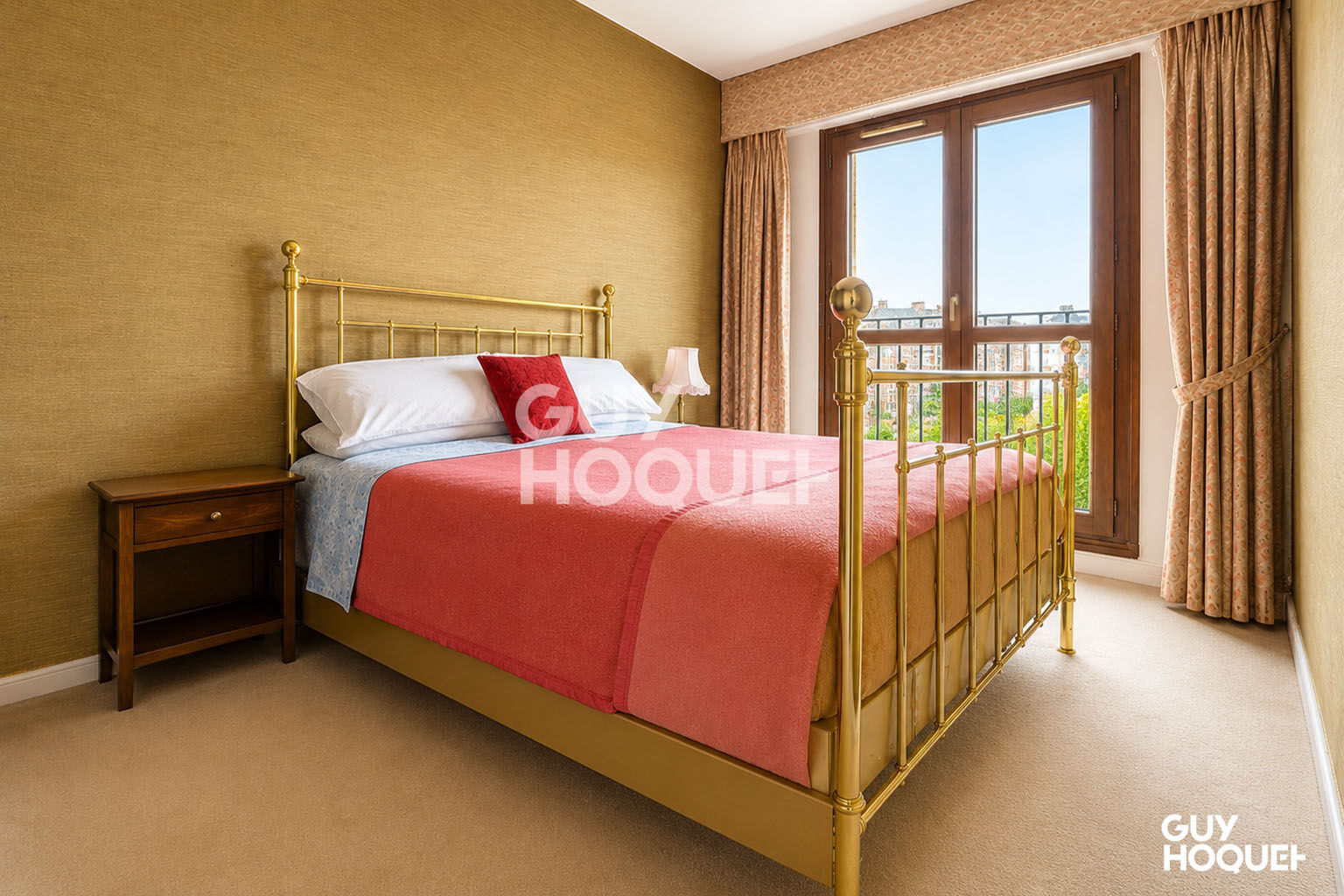 3/4 PIÈCES 72 m² TRAVERSANT AVEC BALCON