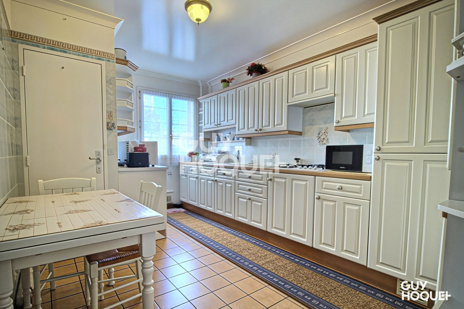 2/3 PIÈCES 61 m² + PARKING ET CAVE