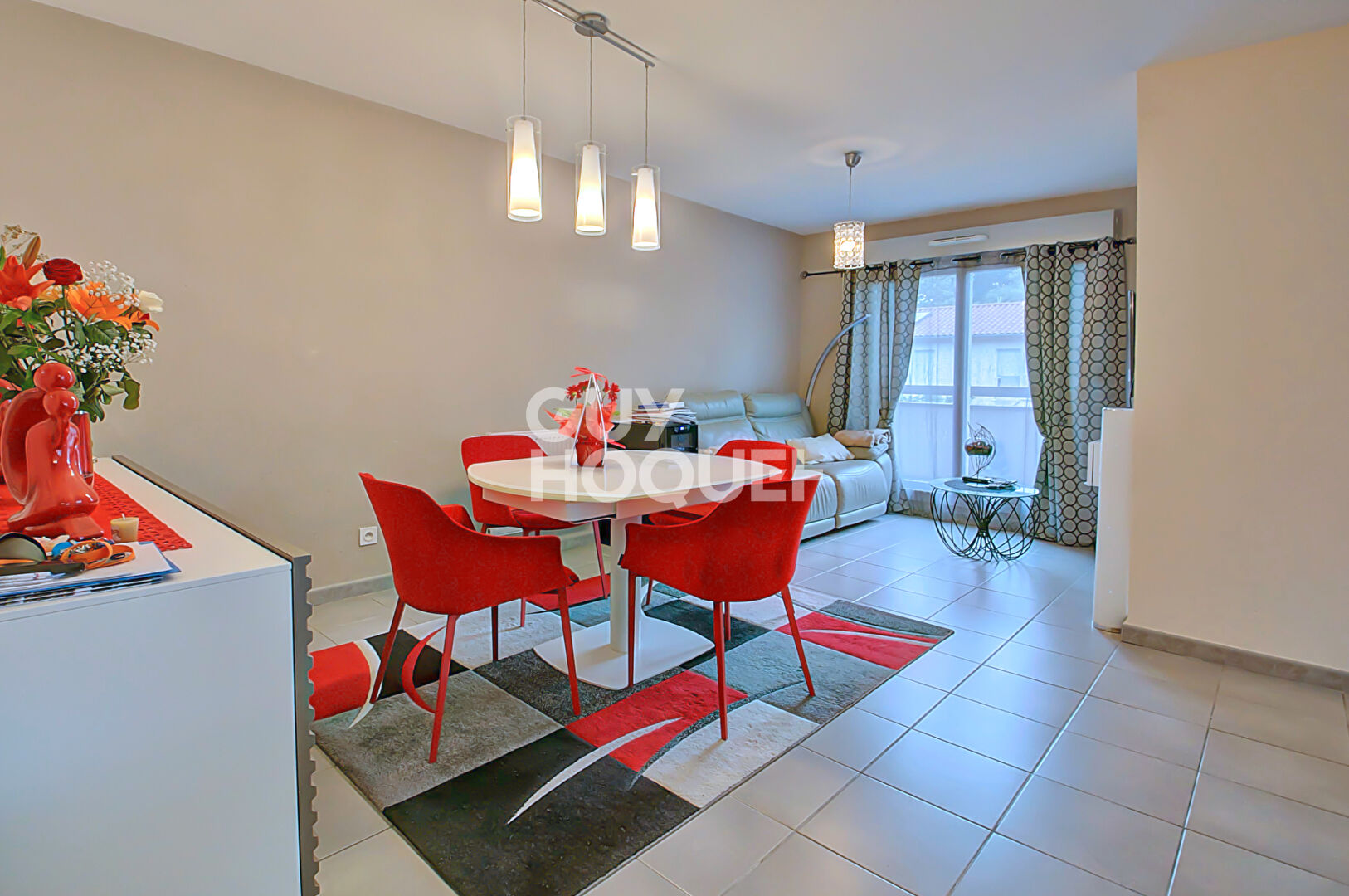Appartement T4 en vente à LA VERPILLIERE avec terrasse, balcon et garage