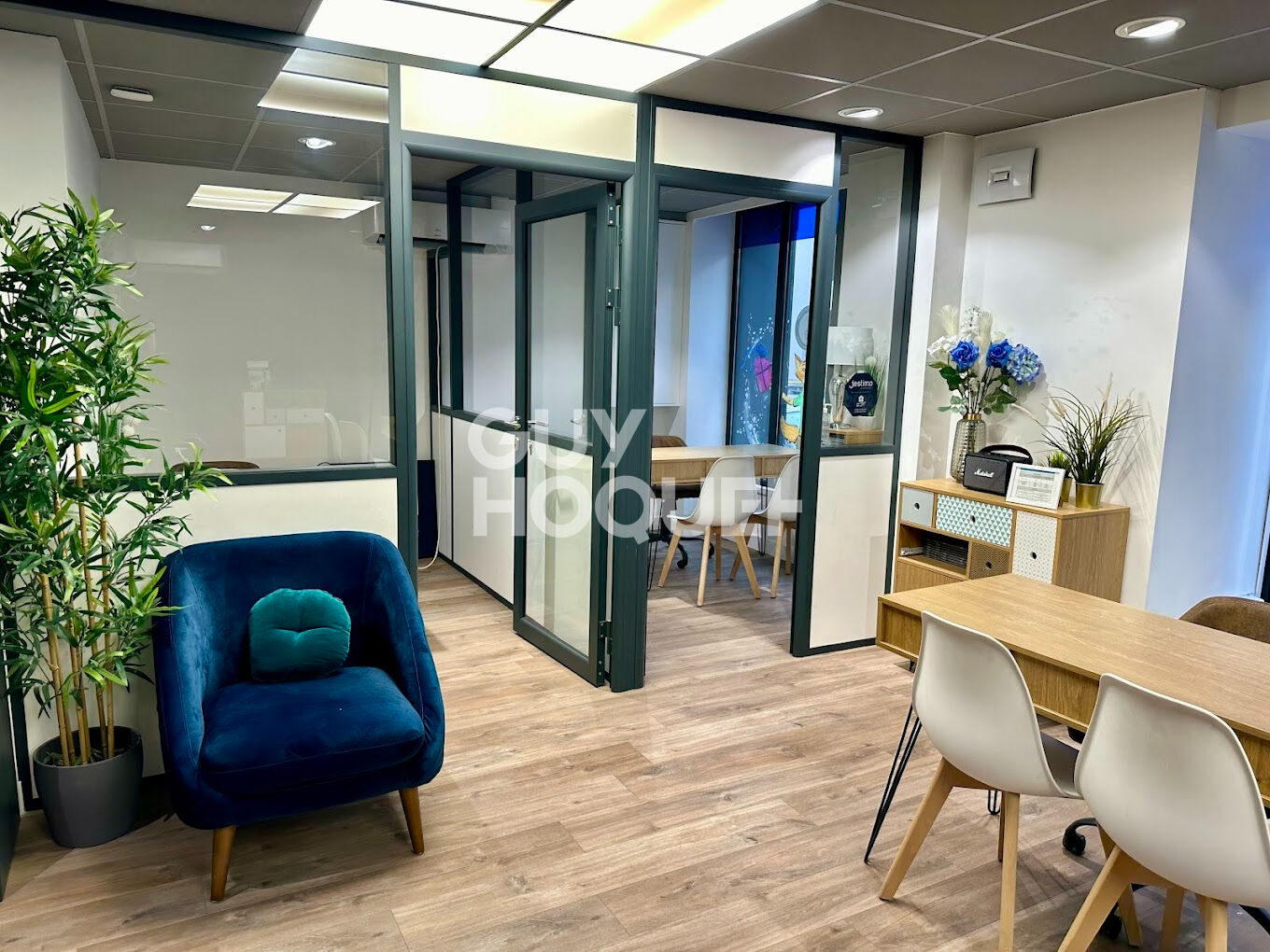 Local Commercial de 74 m² ? Entièrement Rénové