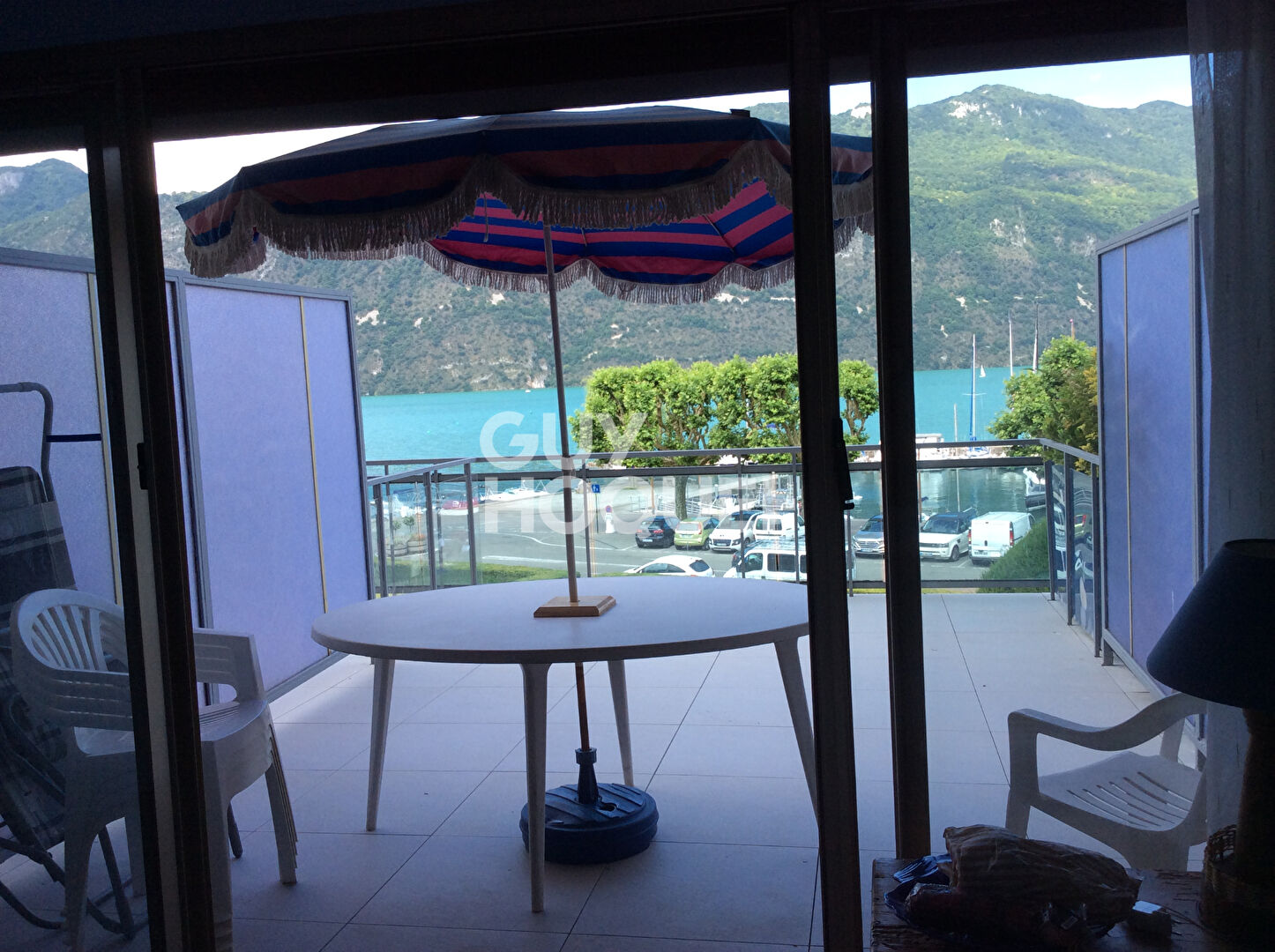 Studio meublé :Terrasse & vue port d'Aix-les-Bains