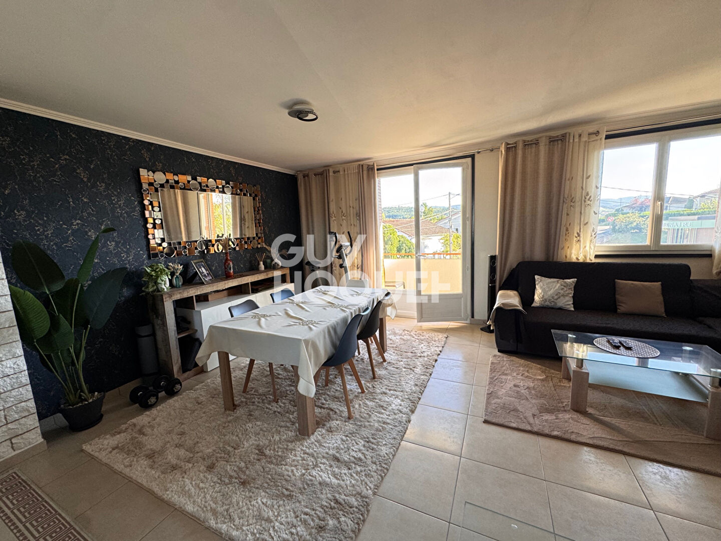 Bel appartement T3 rénové avec balcon