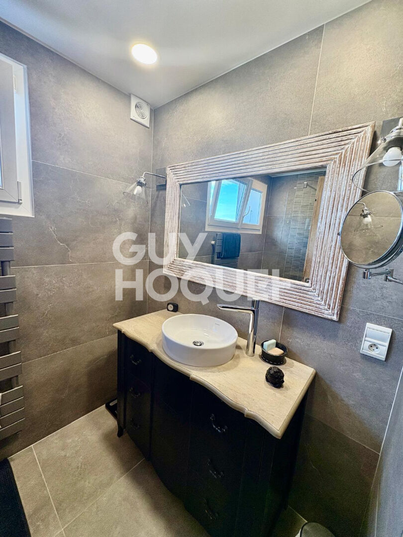 Maison Montcel 7 pièce(s) 143 m2 carrez