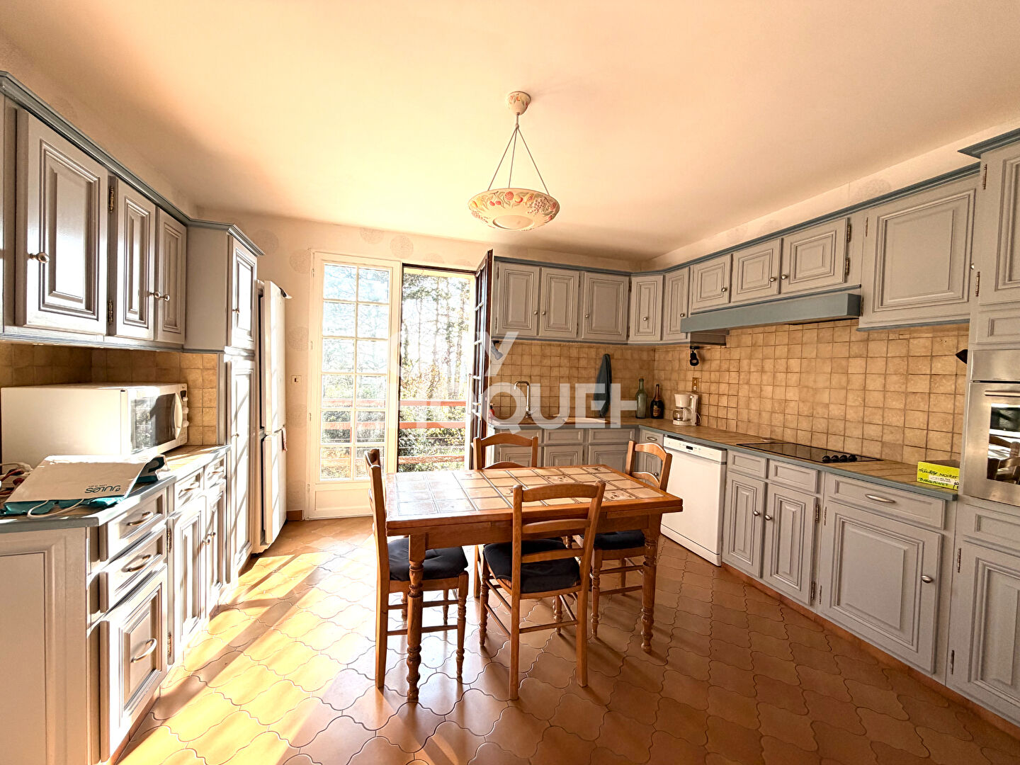 Propriété d'exception sur les hauteurs de Ruy 171 m² habitables, 1 200 m² de terrain