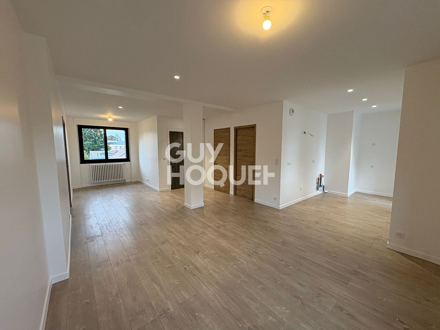 Appartement T2 rénové de 56 m² à vendre Drumettaz-Clarafond