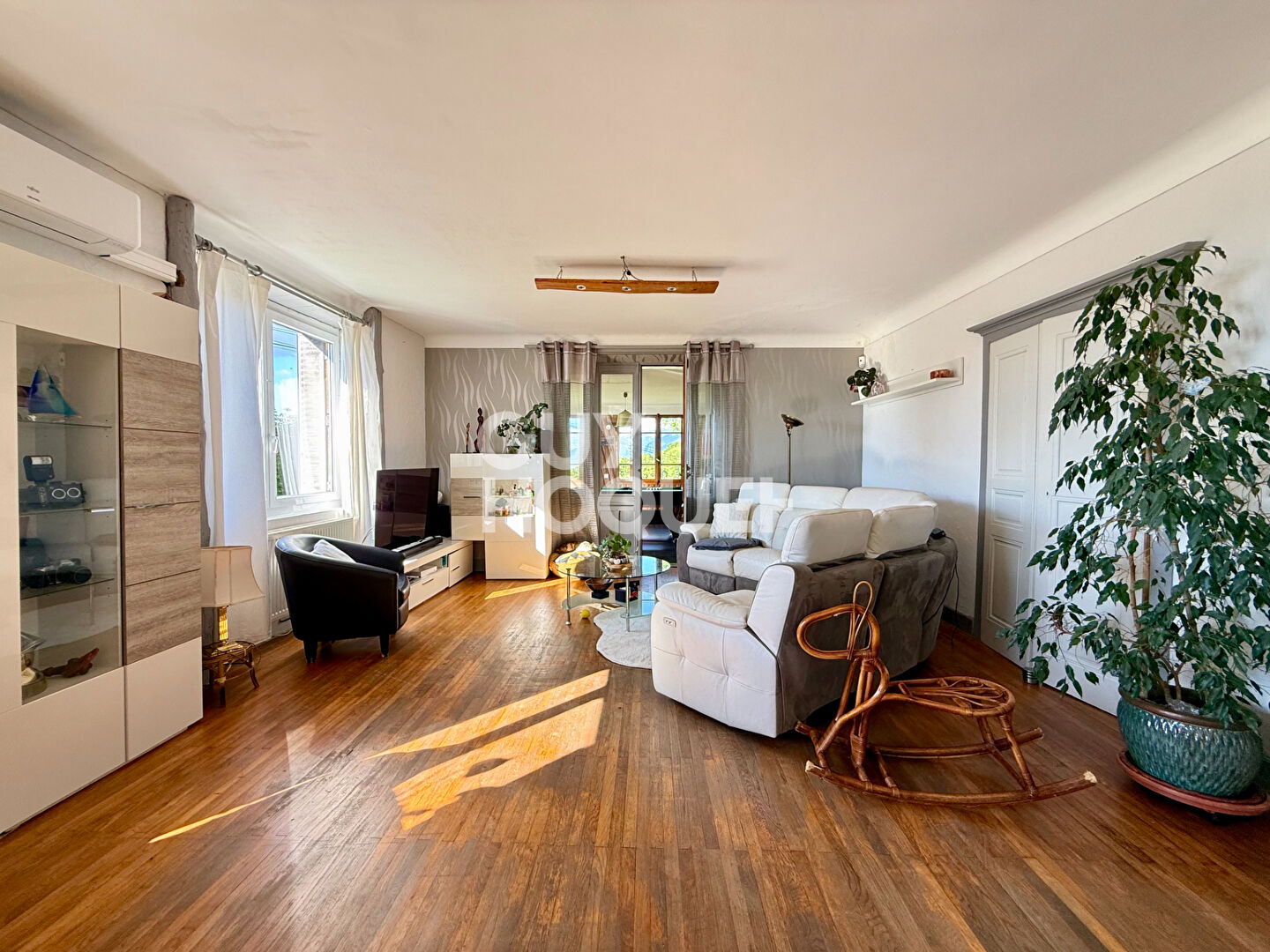Maison familiale 4 chambres 280 m² habitables