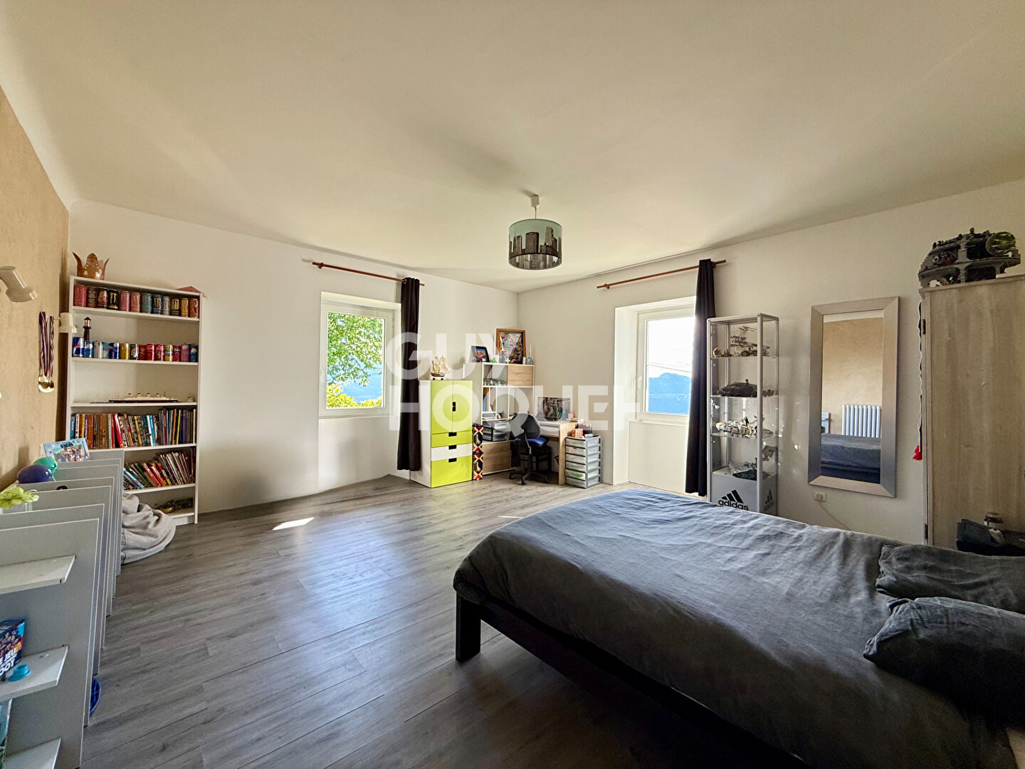 Maison familiale 4 chambres 280 m² habitables