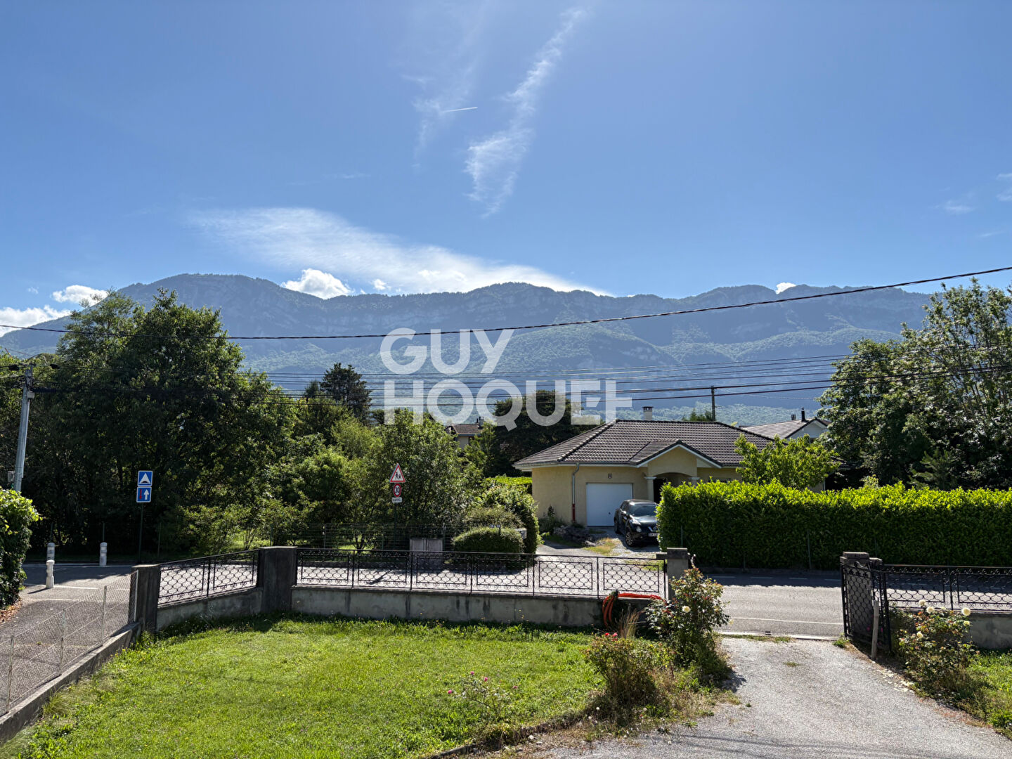 Maison des années 70 avec fort potentiel de rénovation sur un terrain de 1 006 m²