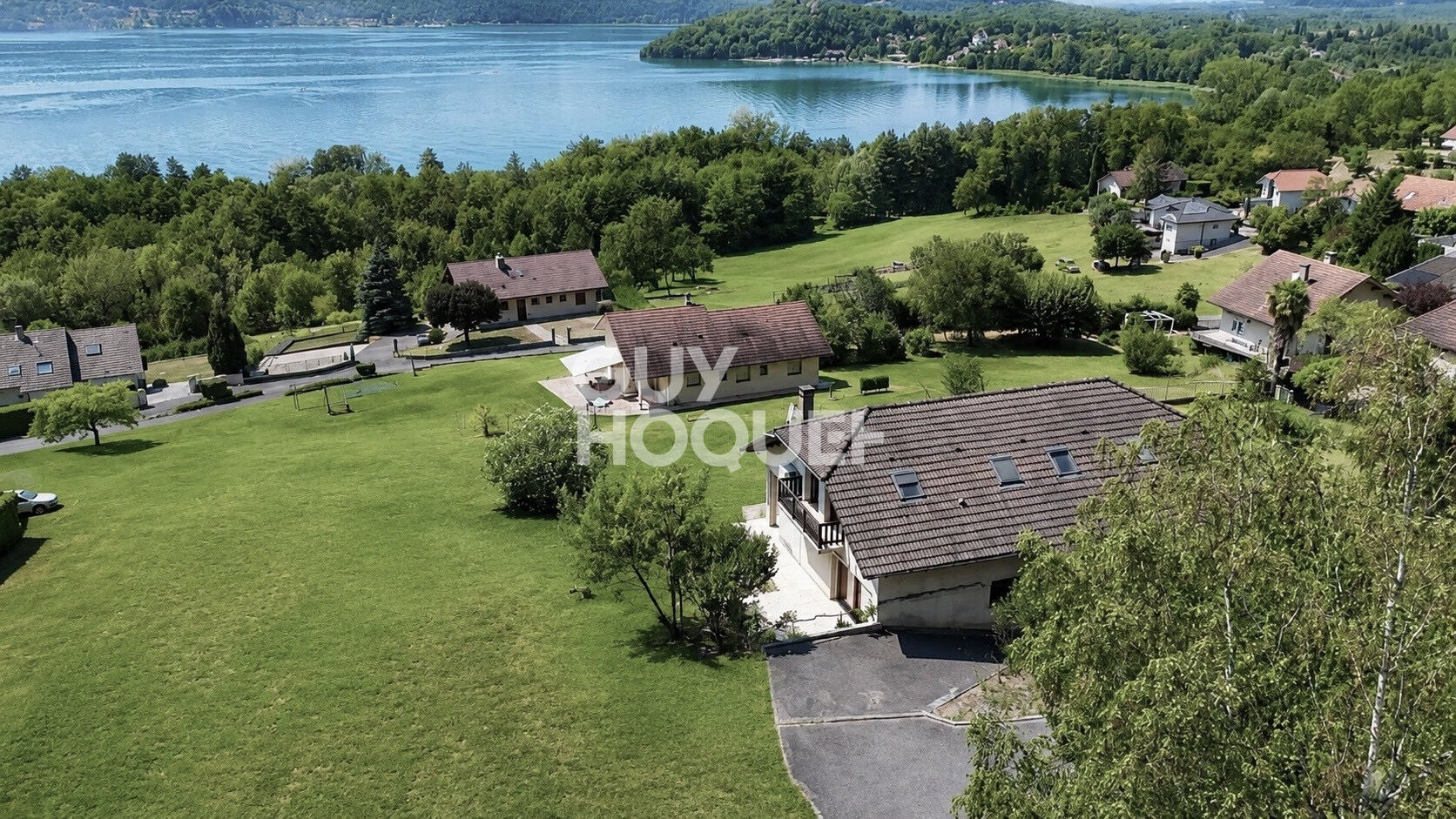 Villa 6 pièces de 166m² avec vue imprenable sur le Lac du Bourget