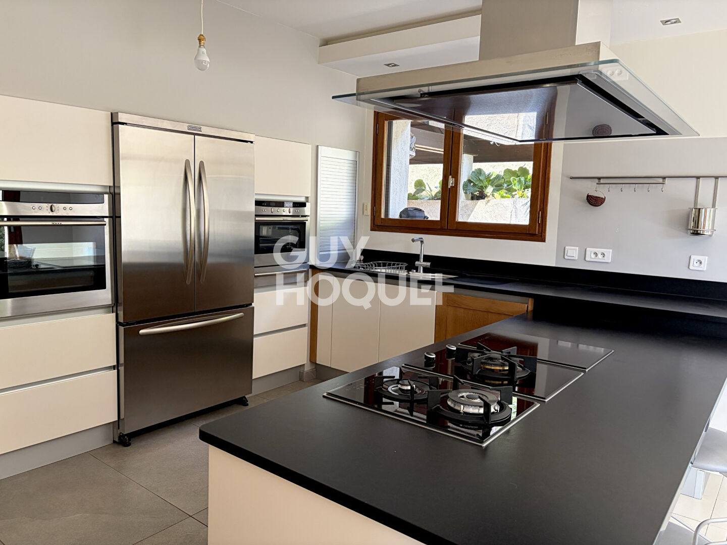 Villa 6 pièces de 166m² avec vue imprenable sur le Lac du Bourget