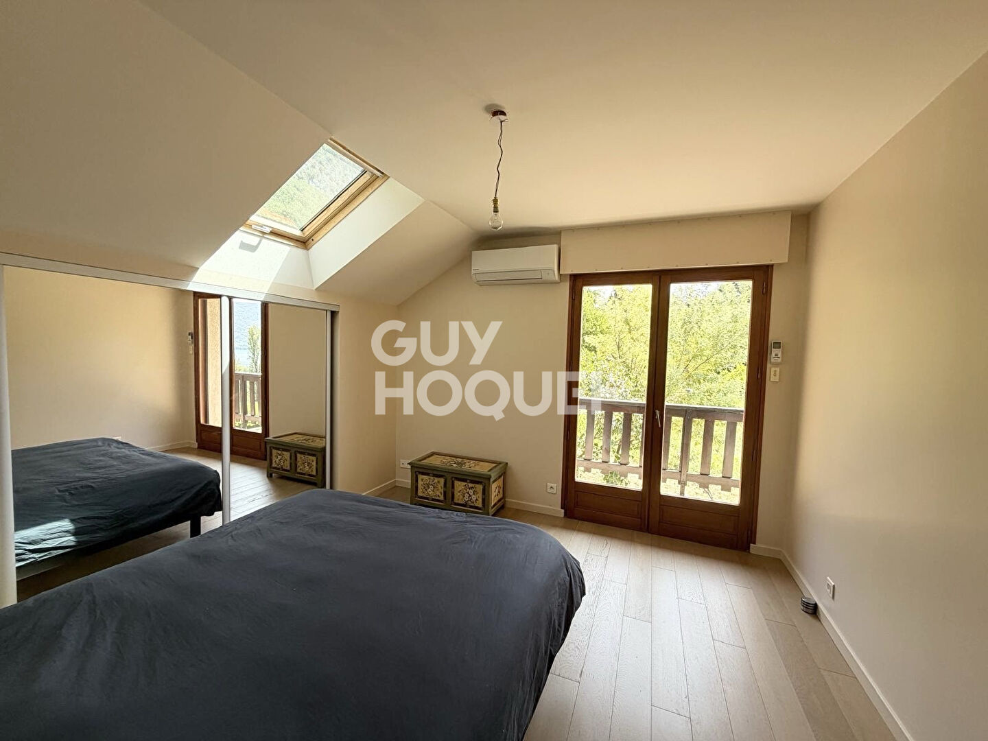 Villa 6 pièces de 166m² avec vue imprenable sur le Lac du Bourget