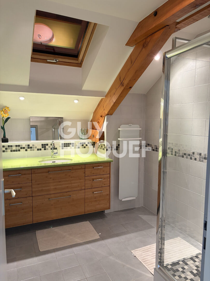 Villa 6 pièces de 166m² avec vue imprenable sur le Lac du Bourget