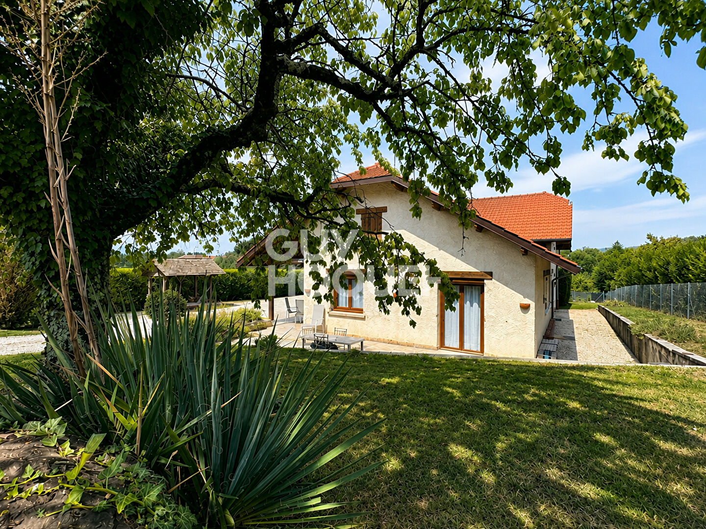 Maison familiale de  7 pièces et 154 m² - Aix-les-Bains - Terrain de 1 689 m²