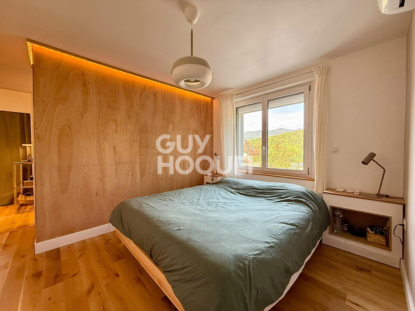 Appartement Aix Les Bains 3 pièce(s) 72.93 m2