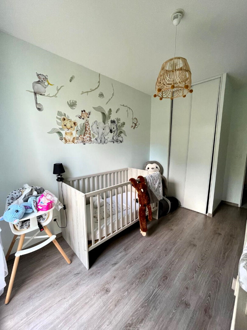 DECINES CHARPIEU : appartement 3 pièces (54 m²) à vendre avec garage