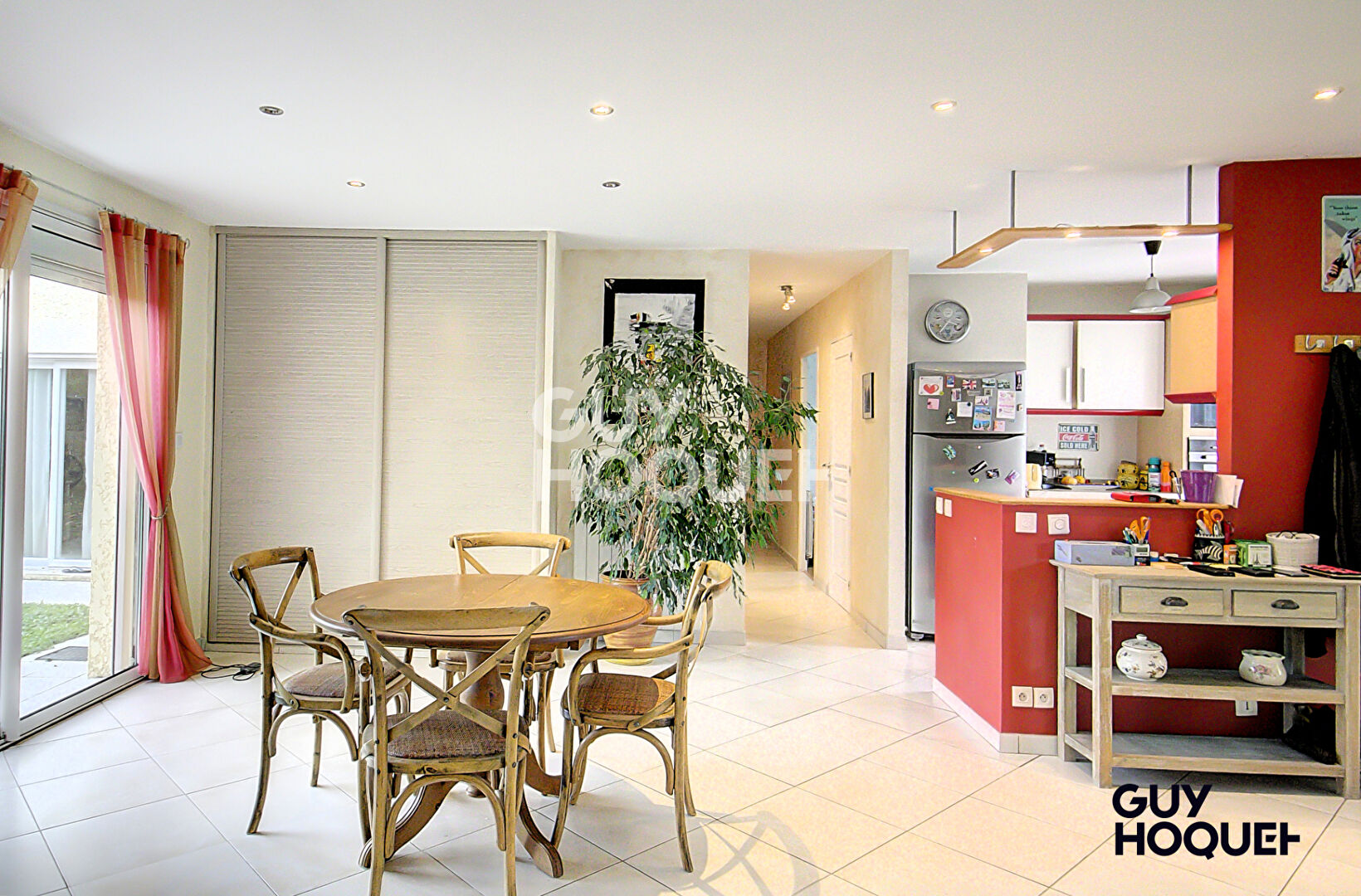 Maison de 150 m² à vendre à Meyzieu - 4 chambres et jardin