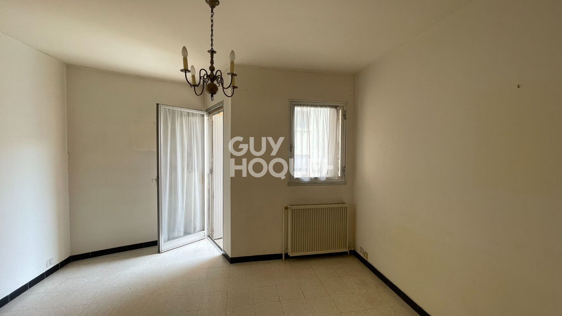 VUE MER ! Appartement T2 centre Mèze 53 m2