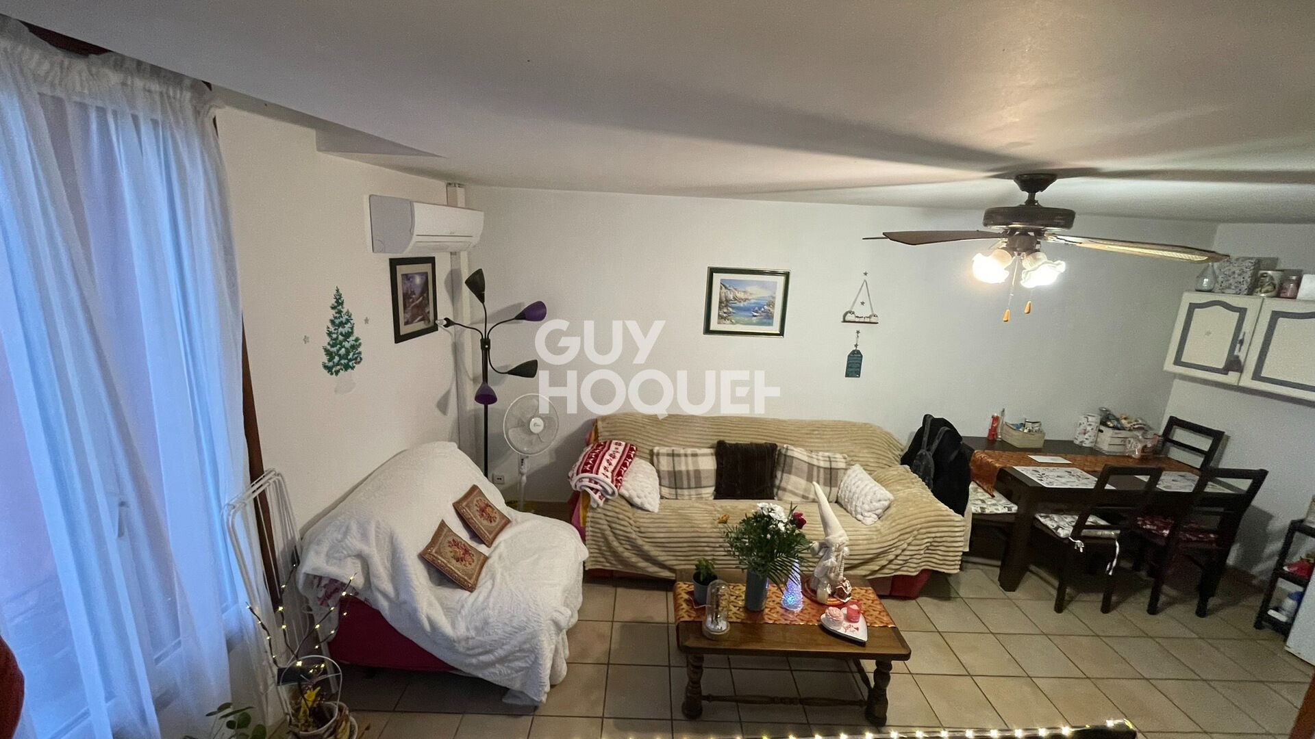 Maison de ville avec local professionnel 79 m² Centre Mèze