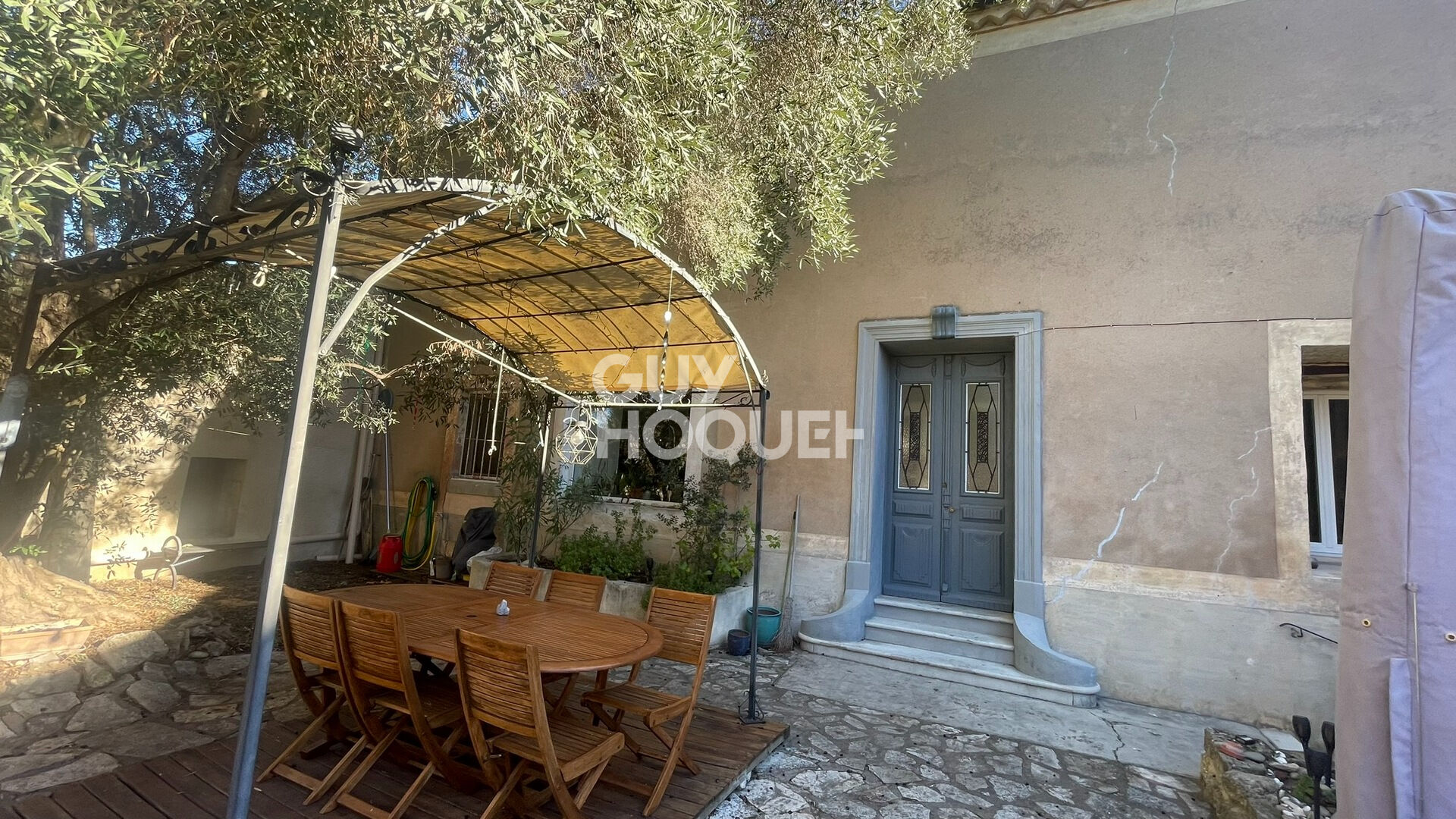 Appartement Loupian 4 pièce(s) 177 m2