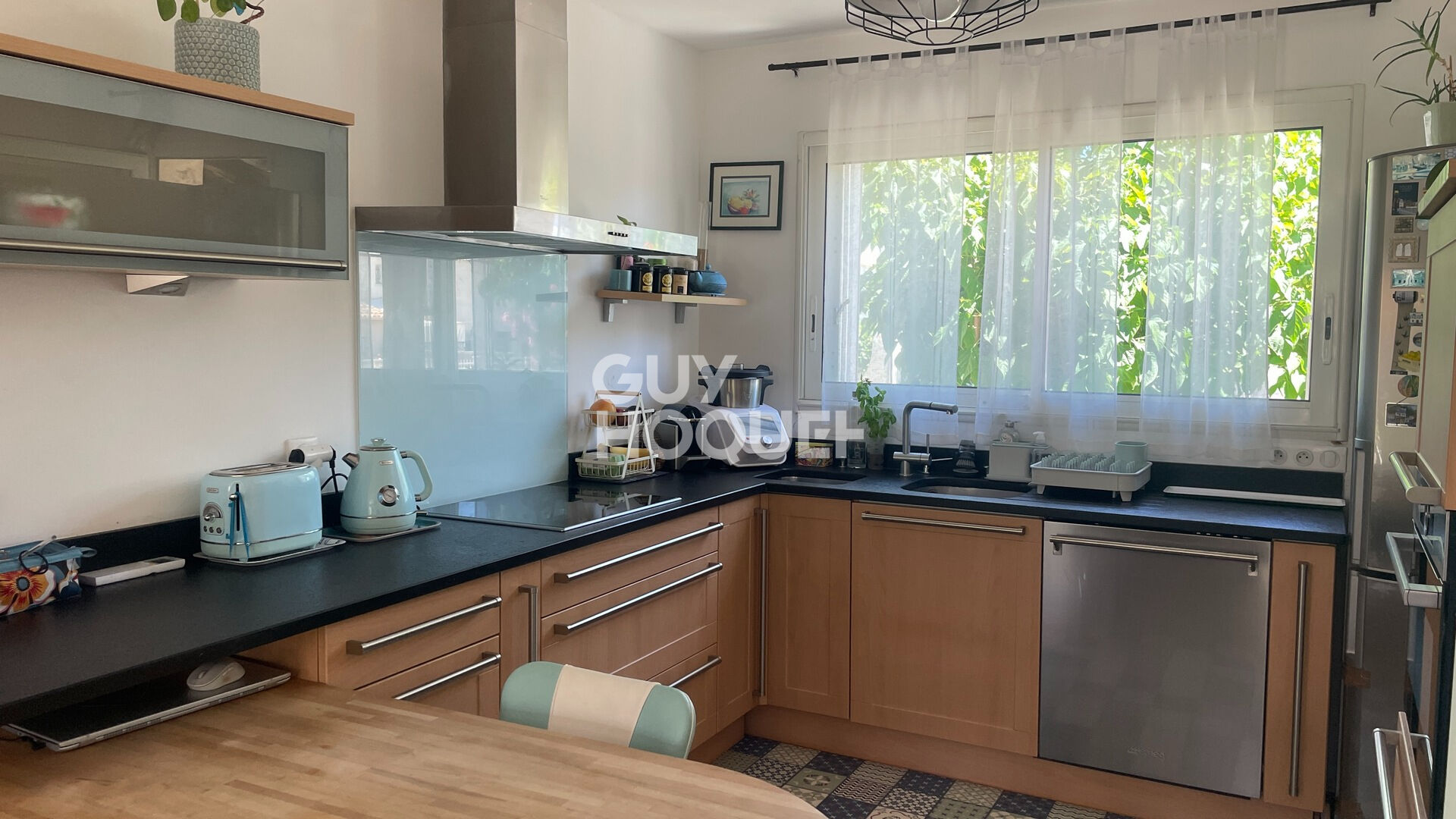 Maison Mèze 5 pièce(s) 91 m2 proche centre