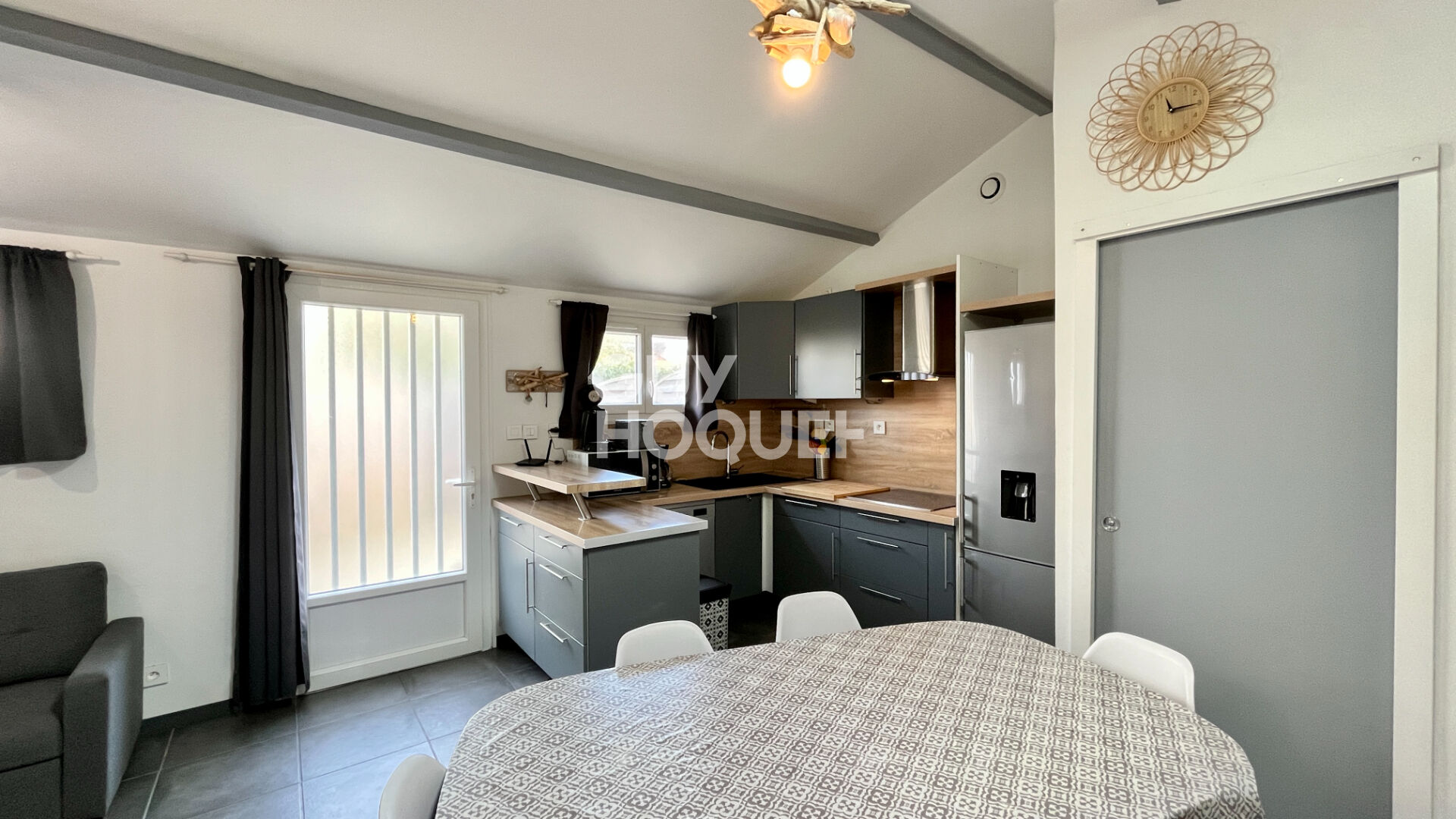 Appartement à 200 m² des plages avvec terrasse.