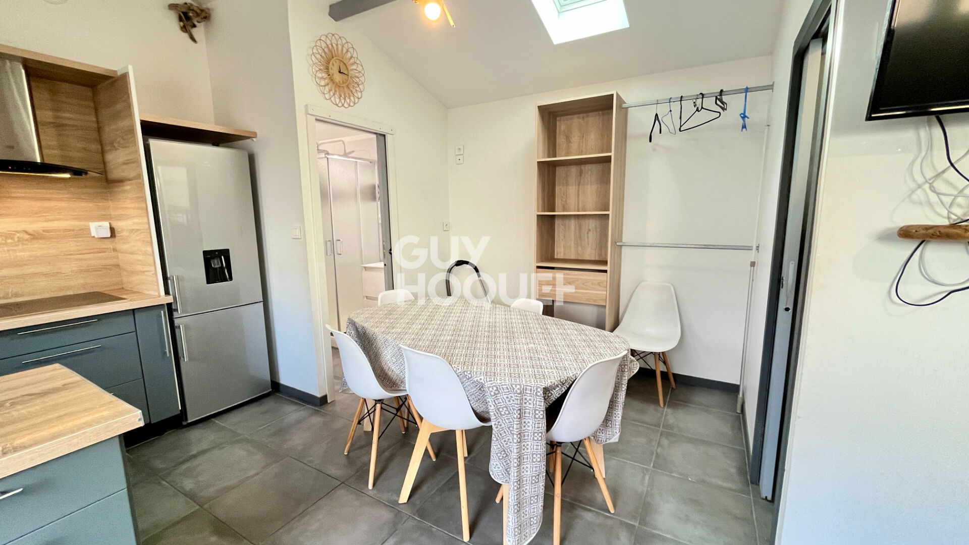 Appartement à 200 m² des plages avvec terrasse.