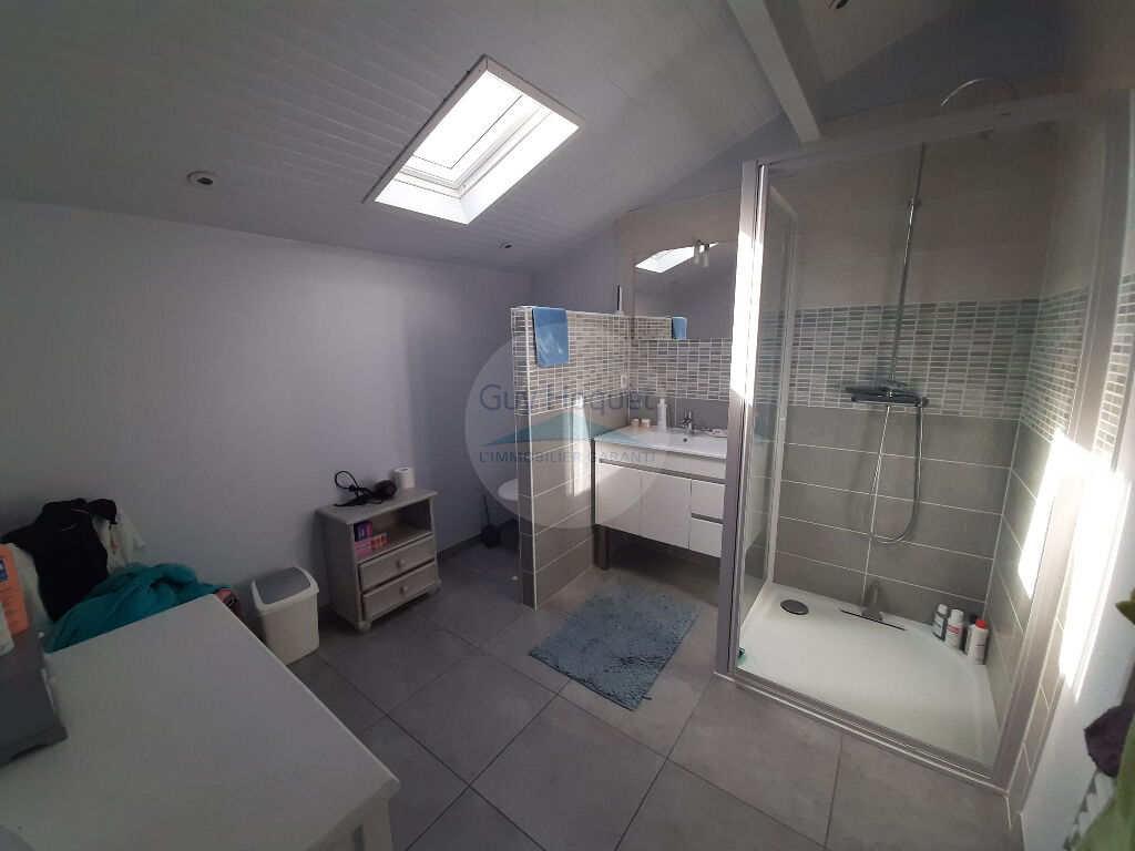 Maison 5 pièce(s) 141.28 m2 - STE EULALIE EN BORN