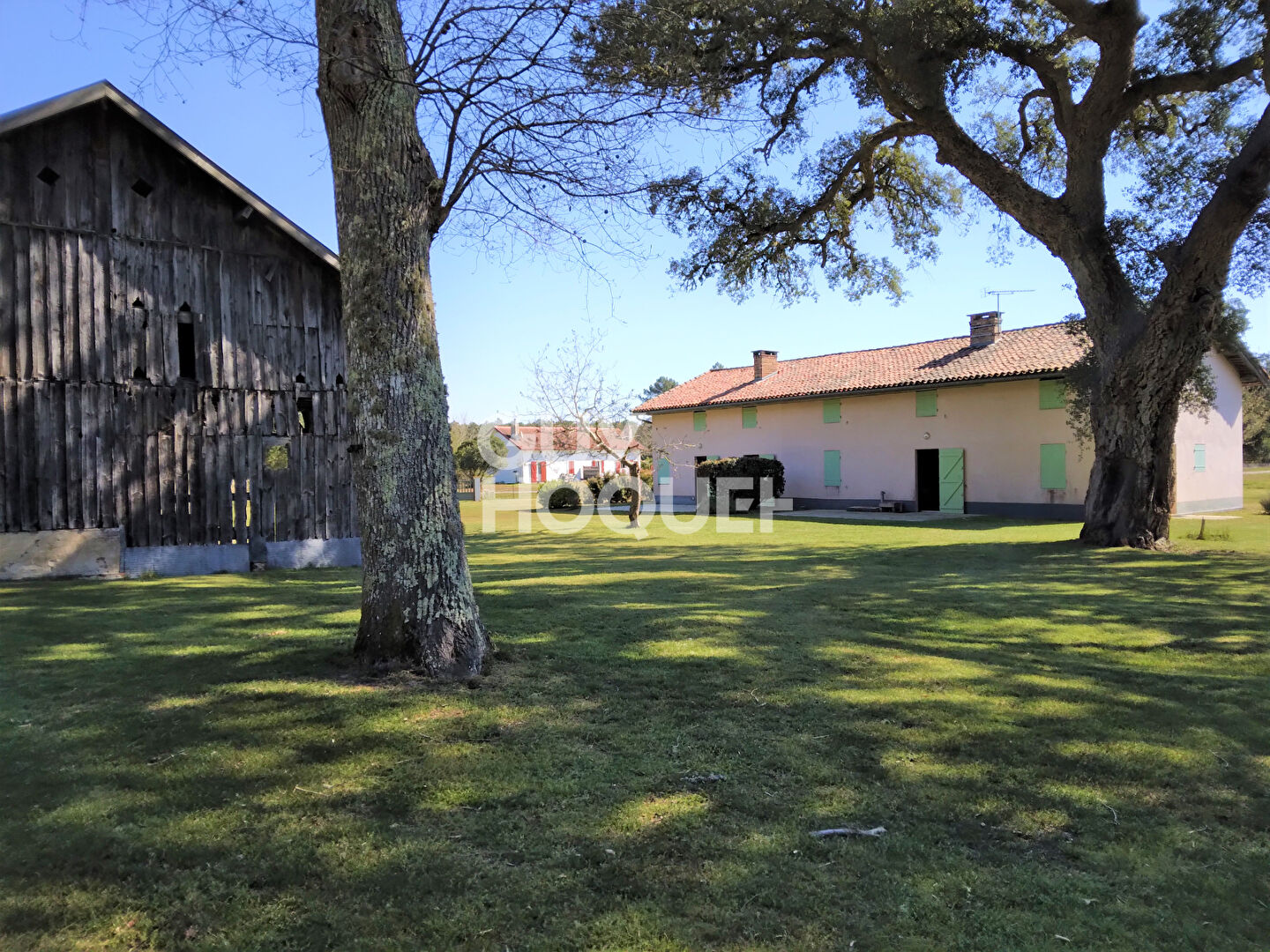 FROUAS NORD - Appartement de 4 pièces  dans un corps de ferme en bordure de forêt