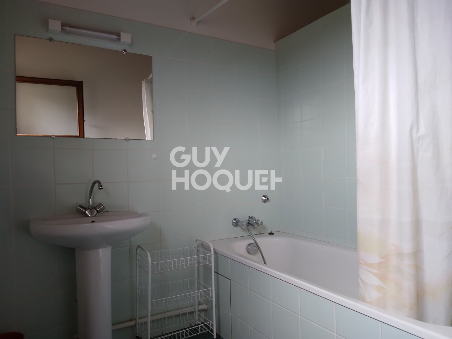 FROUAS CENTRE Appartement de 6 pièces  dans un corps de ferme en bordure de forêt