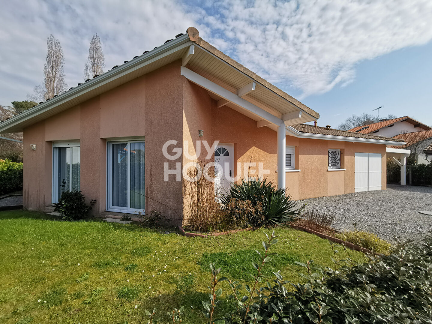 Belle maison contemporaine dans le centre de Lit et Mixe