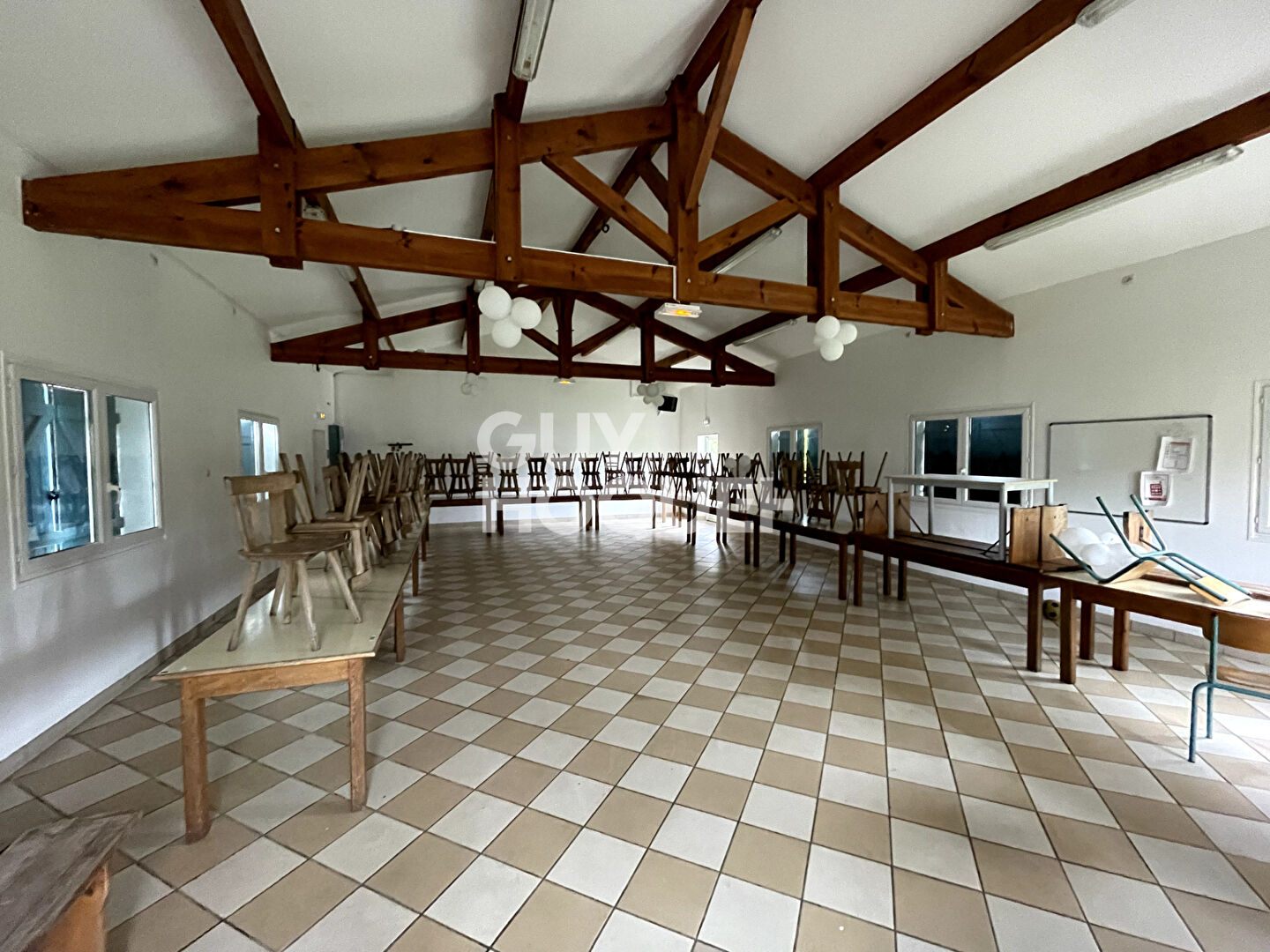Belle propriété de loisirs à Sainte Eulalie En Born