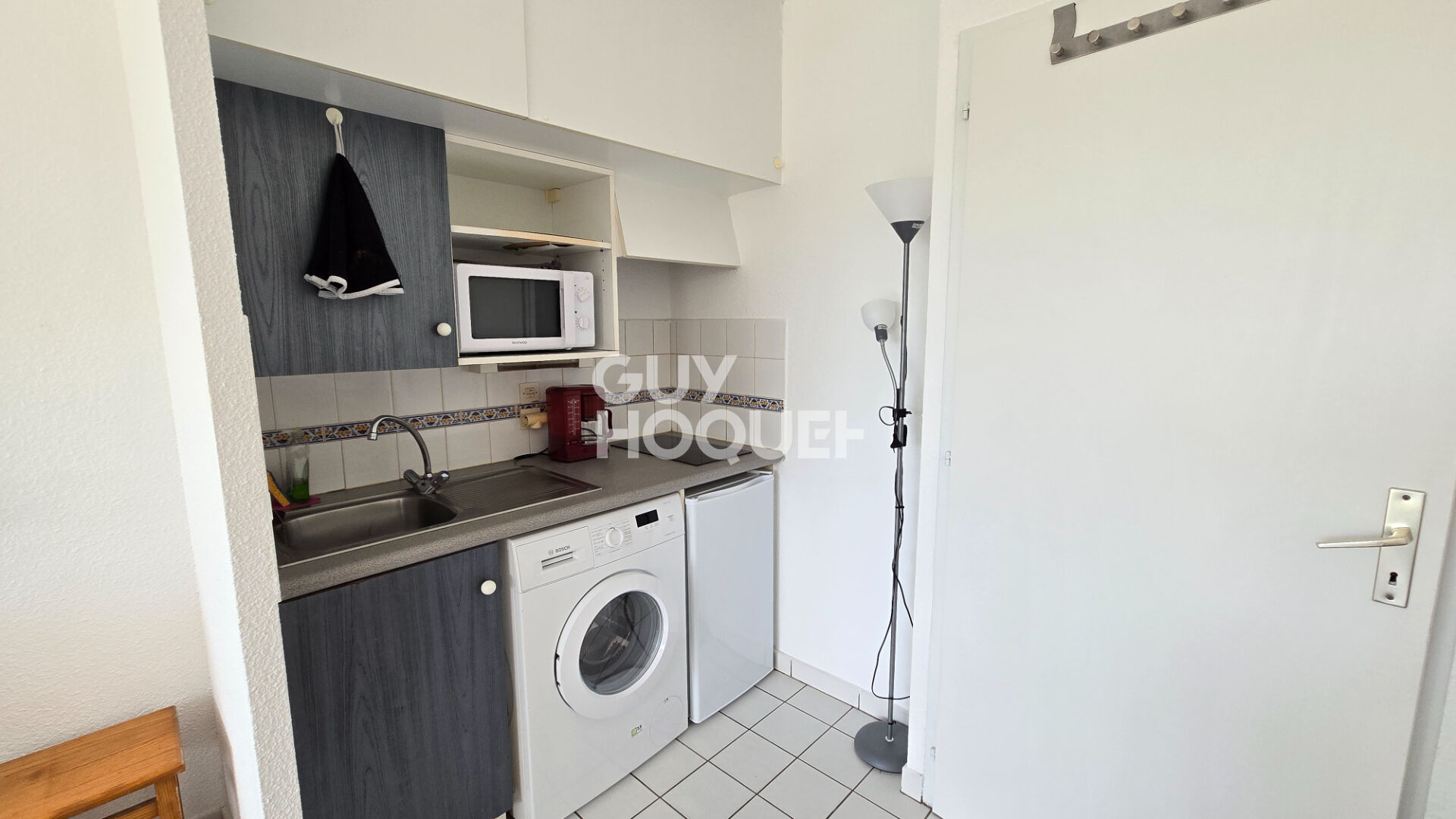 Studio avec vue imprenable sur le courant