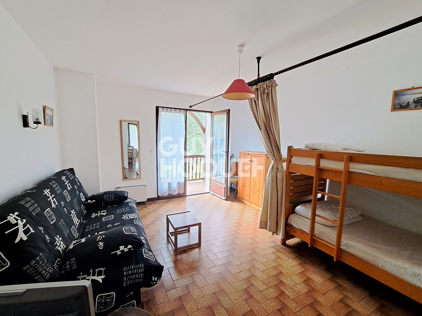 CIGALE - Appartement Lit Et Mixe CONTIS