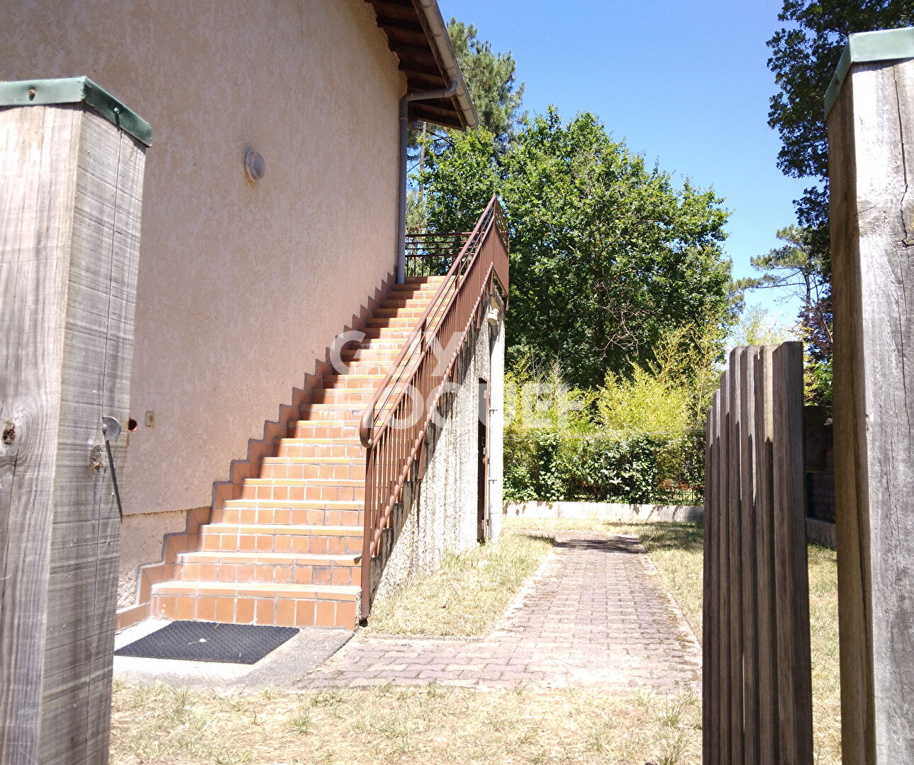 CIGALE - Appartement Lit Et Mixe CONTIS