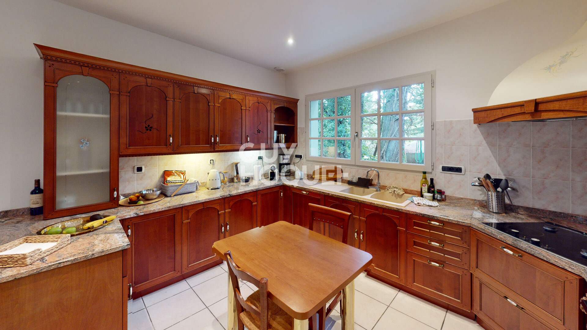 GRANDIFLORA- Maison bourgeoise avec piscine à quelques minutes de l'océan